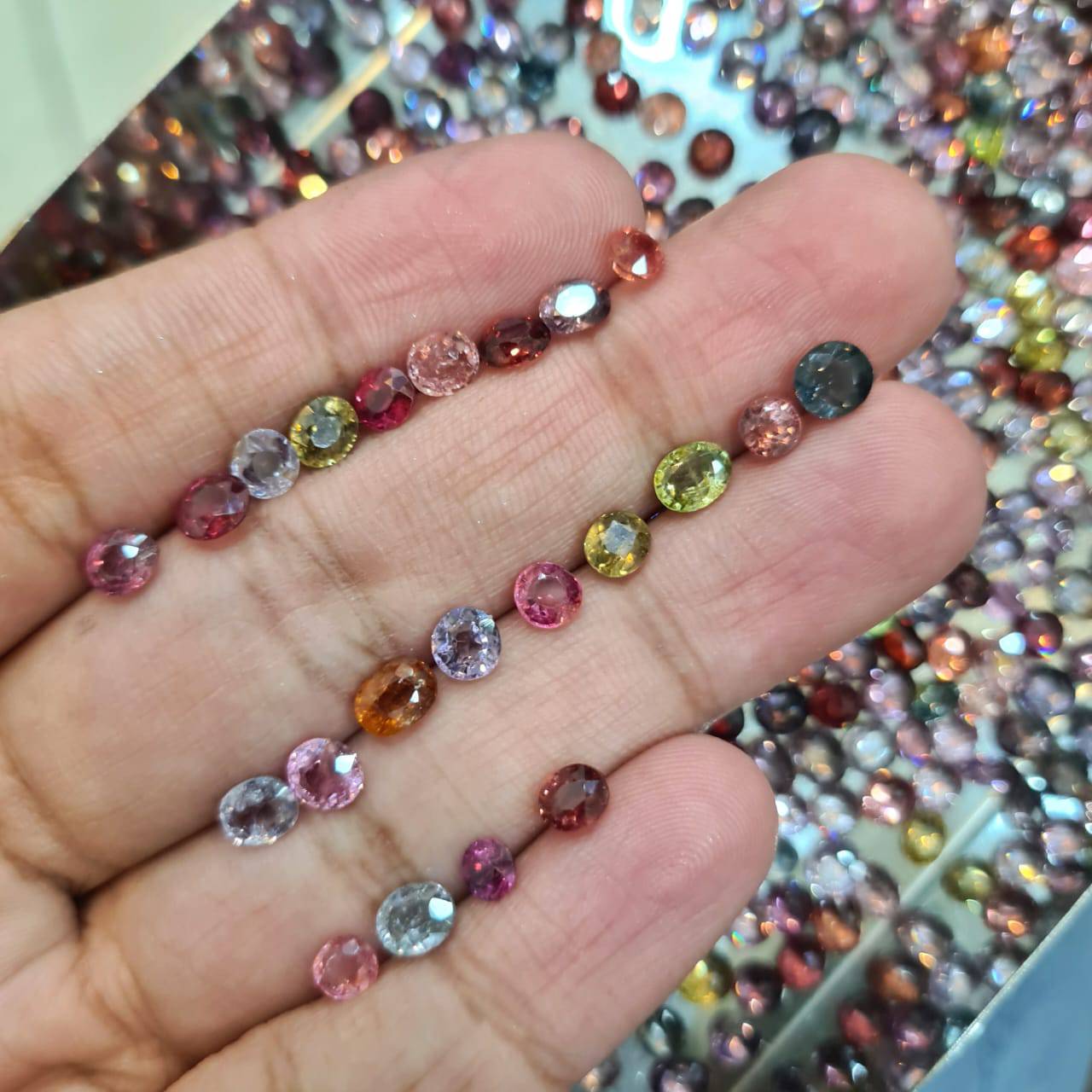 10 Pcs Natural Spinels Multi Colours | 5-6mm - The LabradoriteKing