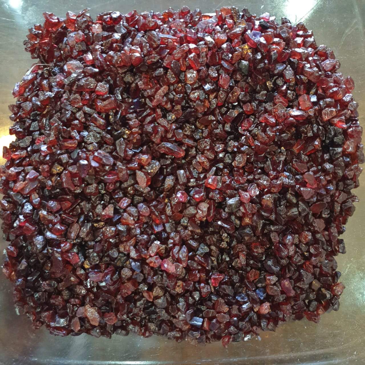 100 Pcs Indian Garnet Raw Rough | 5-12mm - The LabradoriteKing