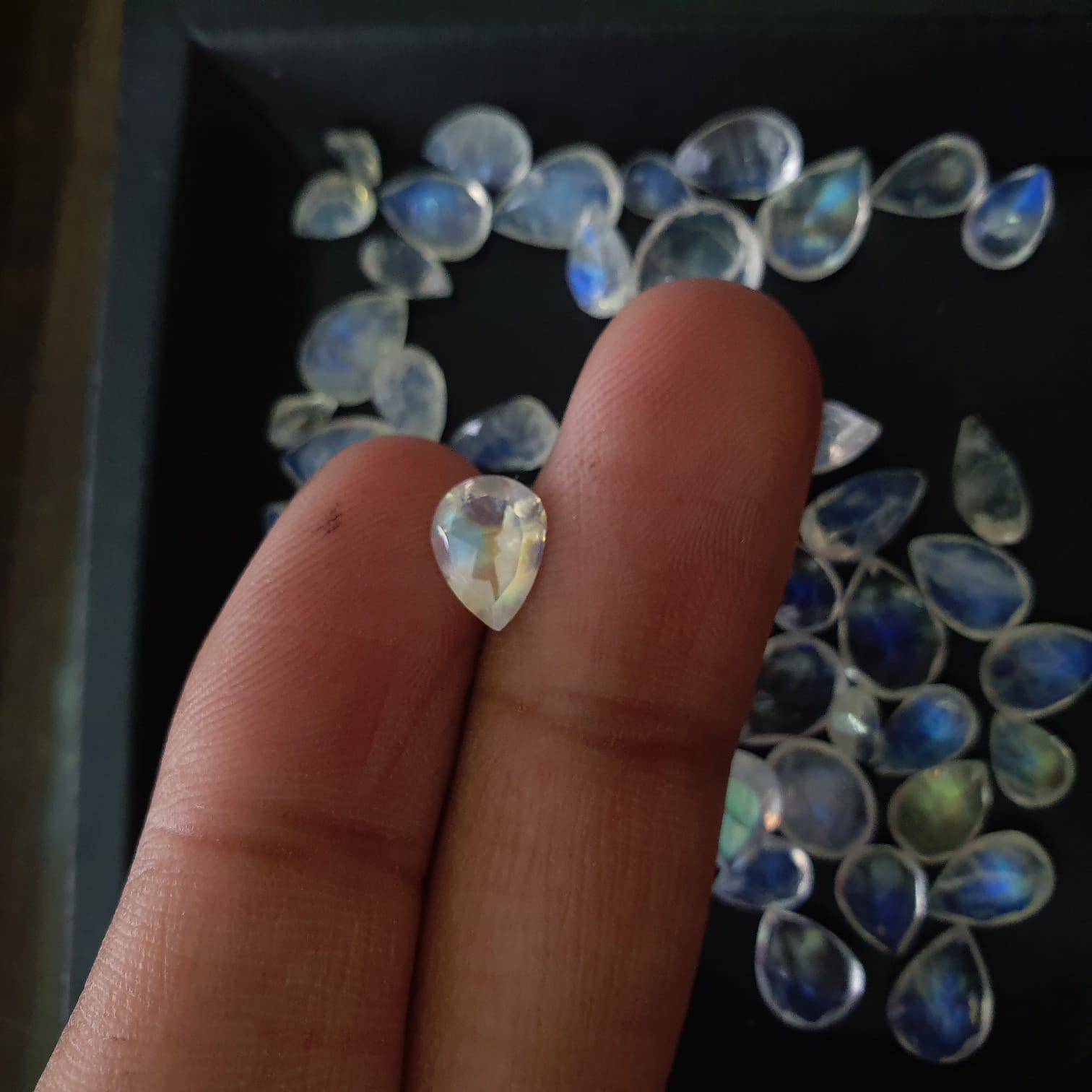 15 Pcs Moonstone Teardrops Faceted Lot/ 7-10mm - The LabradoriteKing