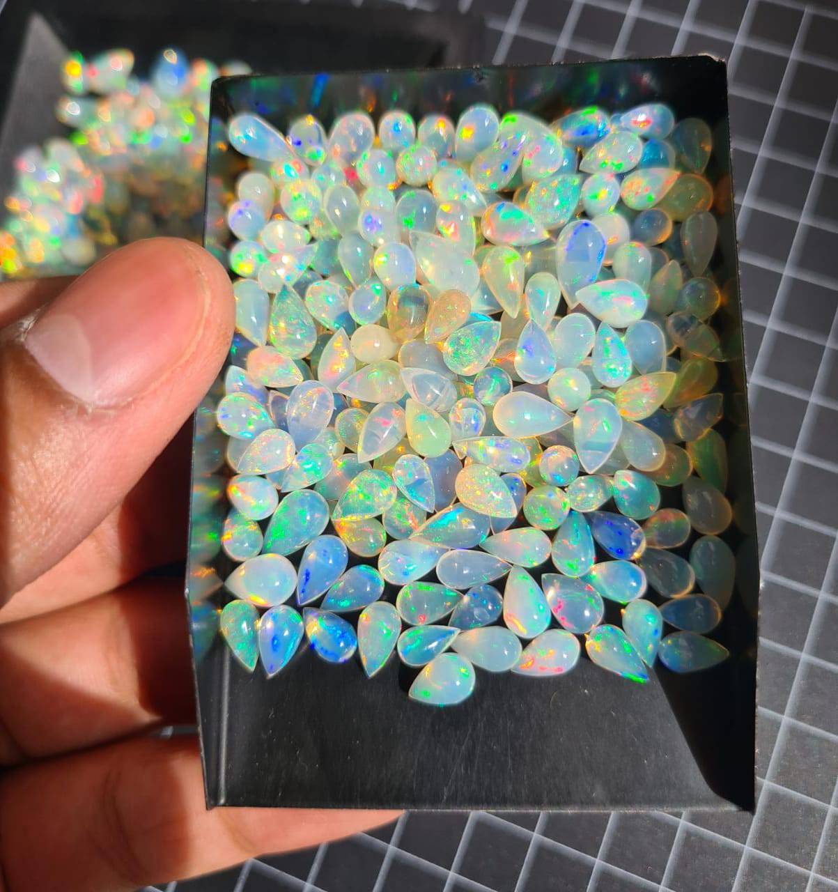 15 Pcs Opal Drops | UNDRILLED | High Quality Ethiopian Mined - The LabradoriteKing