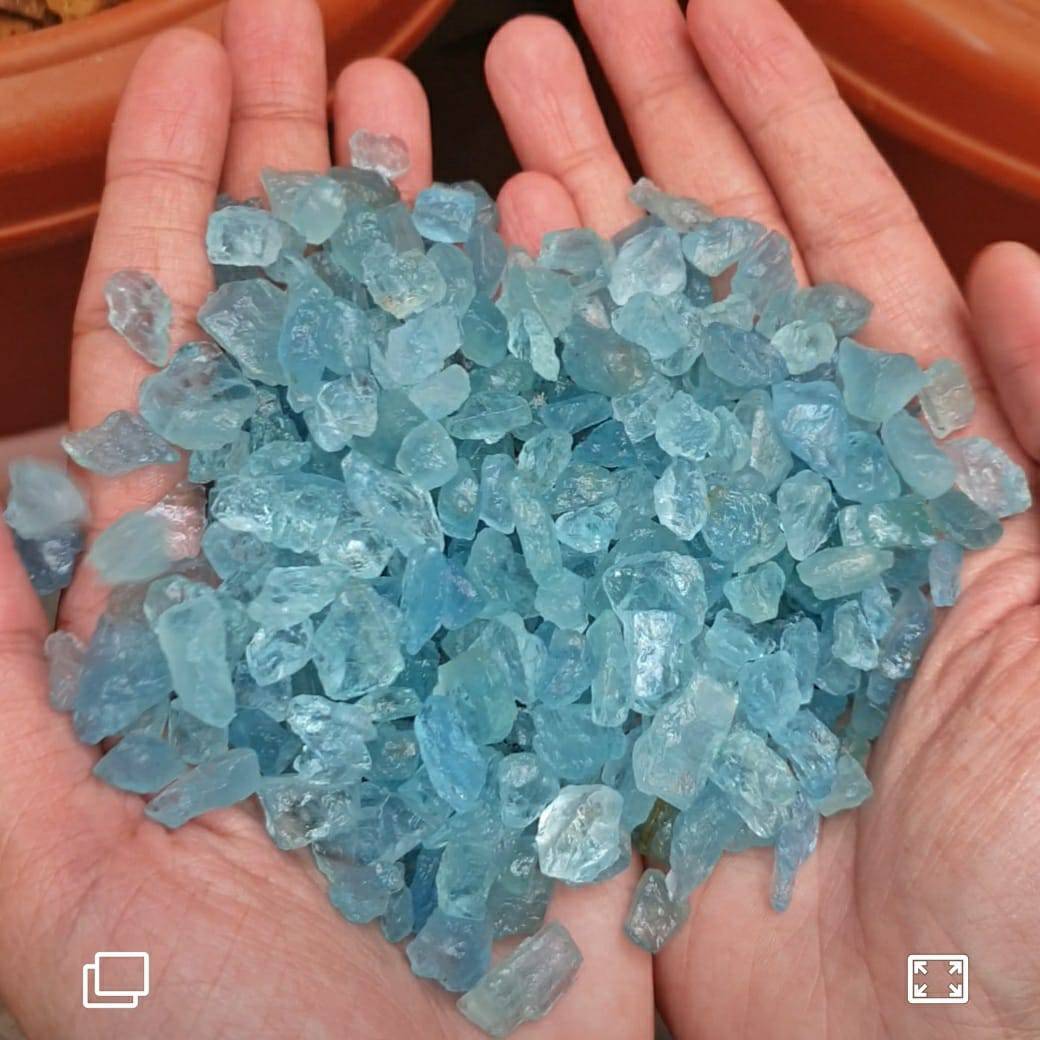 20 Pcs Aquamarine Rough Raw |  Good Colour 8-18mm Kenya Mined - The LabradoriteKing