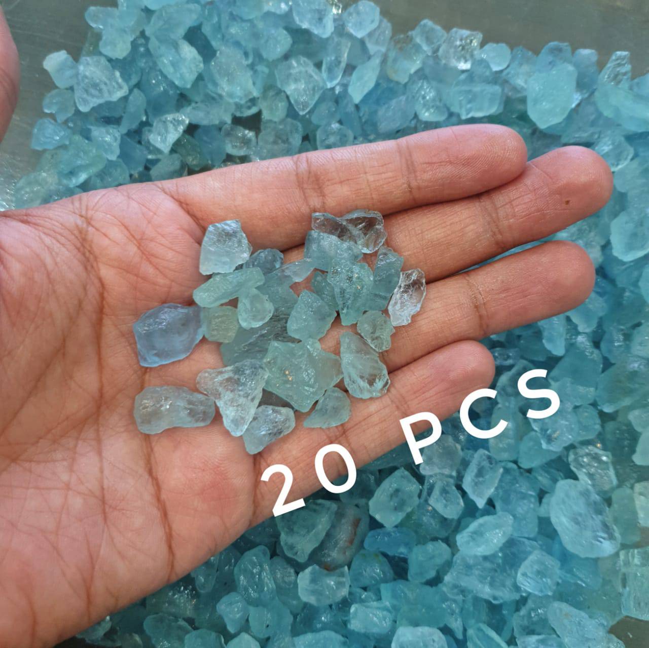 20 Pcs Aquamarine Rough Raw |  Good Colour 8-18mm Kenya Mined - The LabradoriteKing