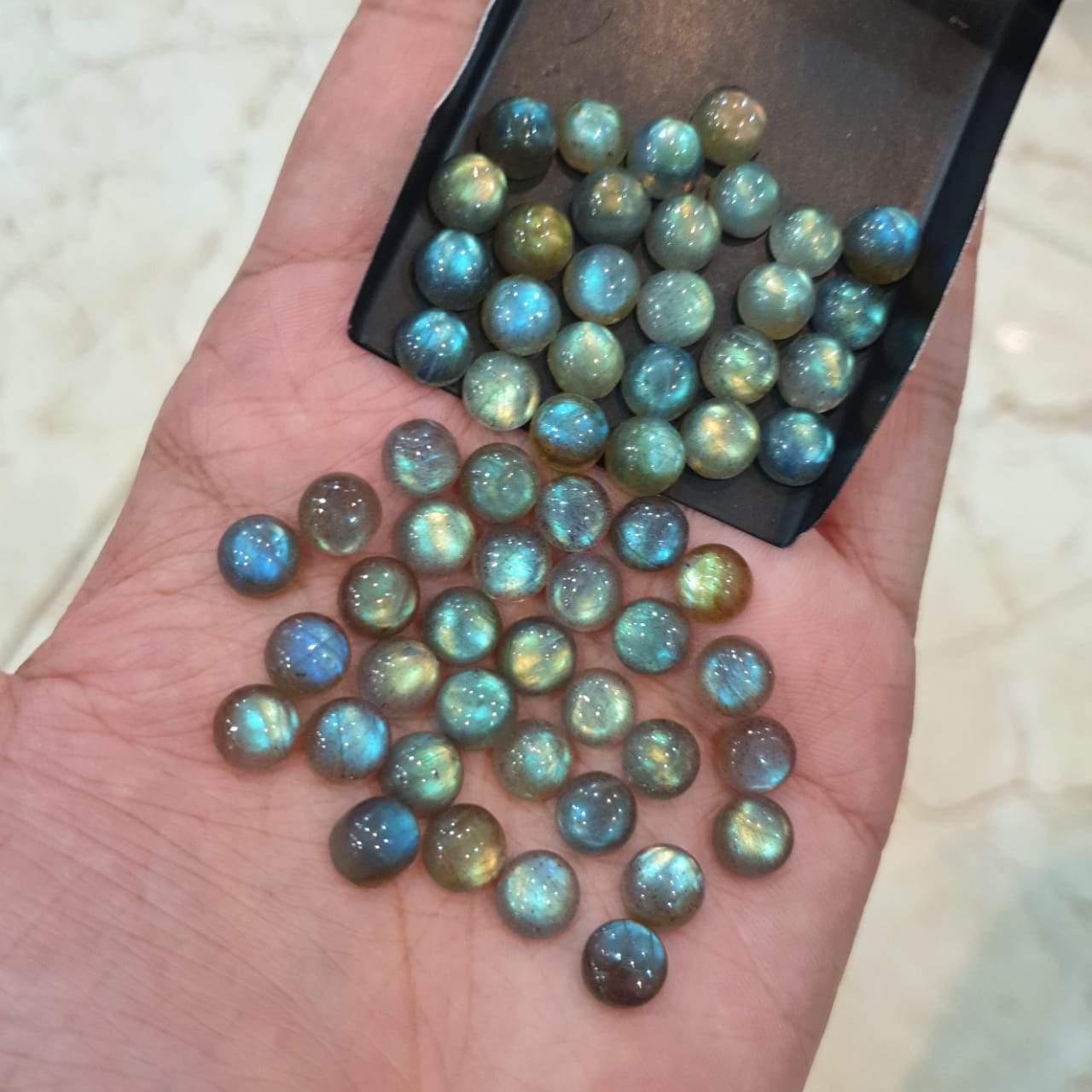 20 Pcs Labradorite Round Cabochon | 7mm Calibrated Size - The LabradoriteKing