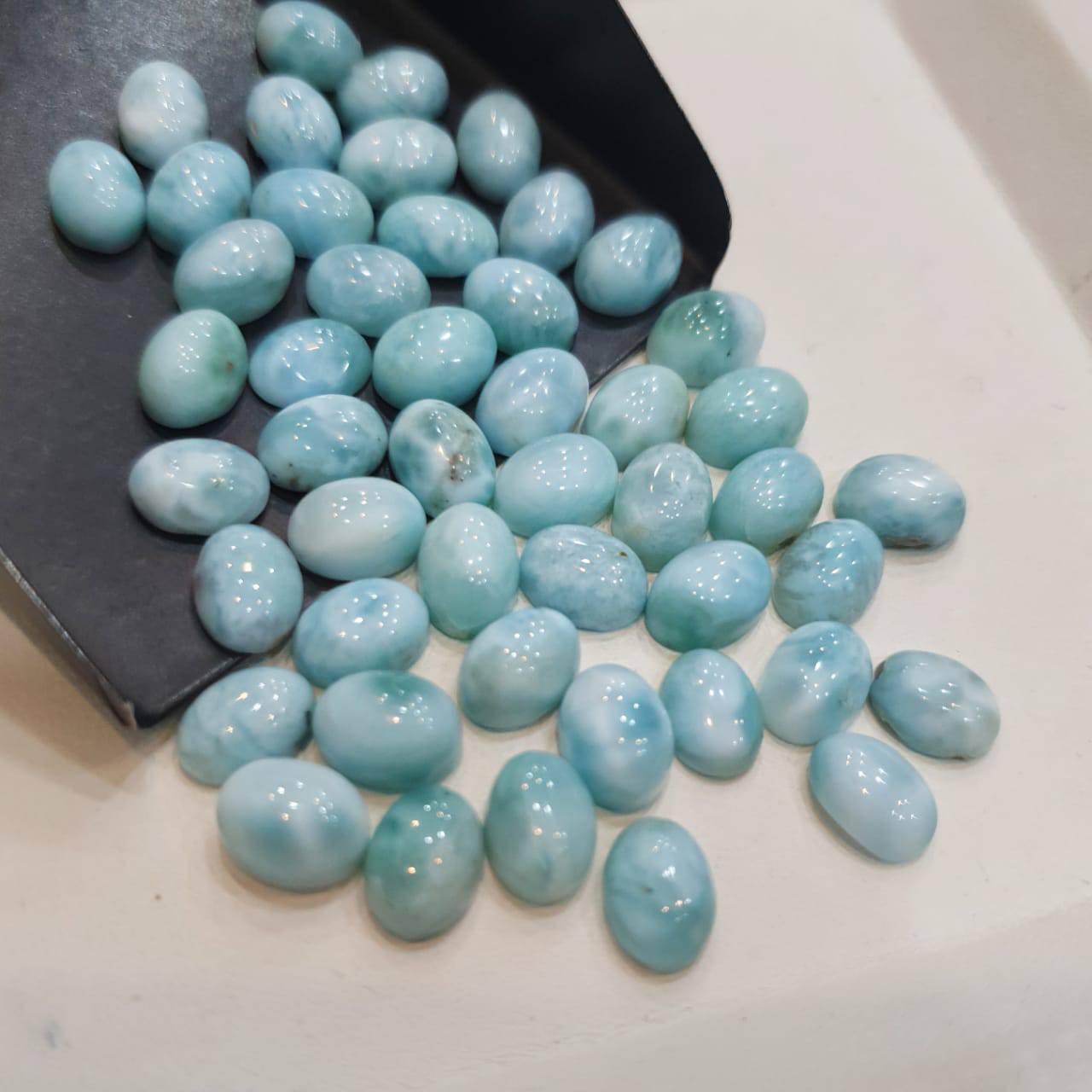 20 Pcs Larimar Cabochons | 8x6mm Oval  Calibrated Natural Cabs - The LabradoriteKing