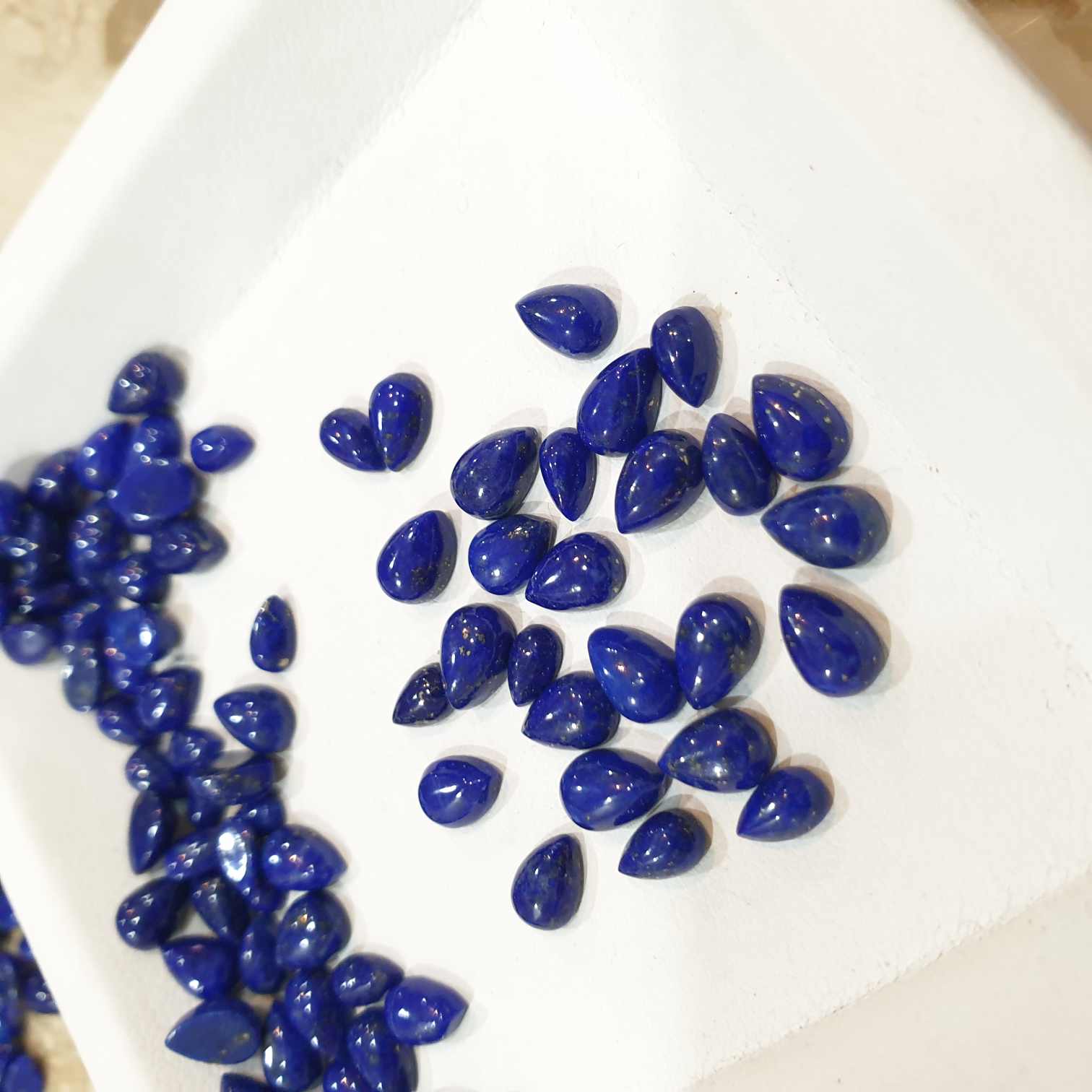 20 Pcs Natural Lapis Lazuli Calibrated Sizes Cabochons Teardrops - The LabradoriteKing