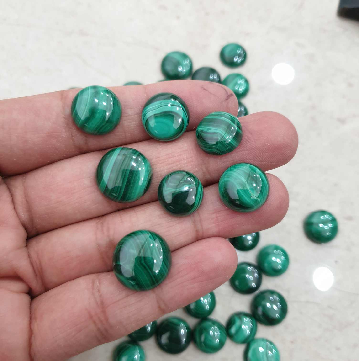 20 Pcs Natural Malachite Rounds 13-14mm Top Polish Log - The LabradoriteKing