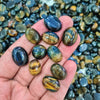 20 Pcs Tiger Eye Bi Colours Cabochon - Blue and Yellows - The LabradoriteKing