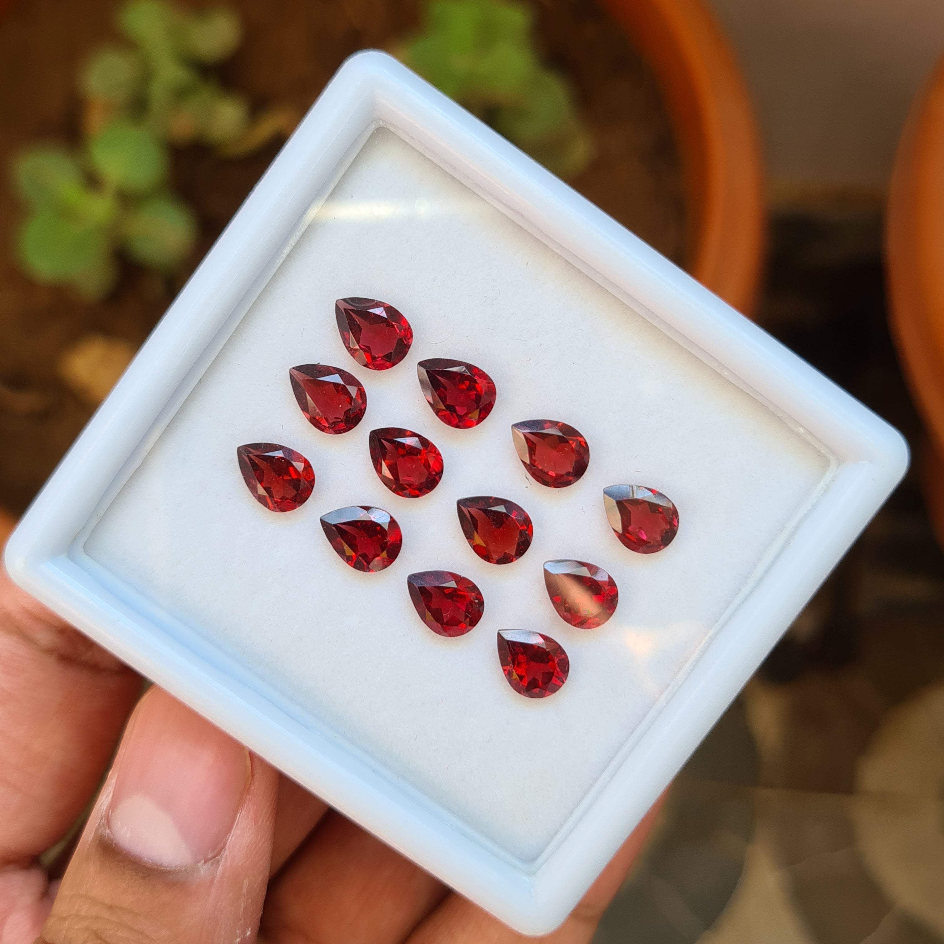 10 Pcs Natural Garnet Faceted Gemstones Pear Shape, 6x9mm Gems Lot - The LabradoriteKing