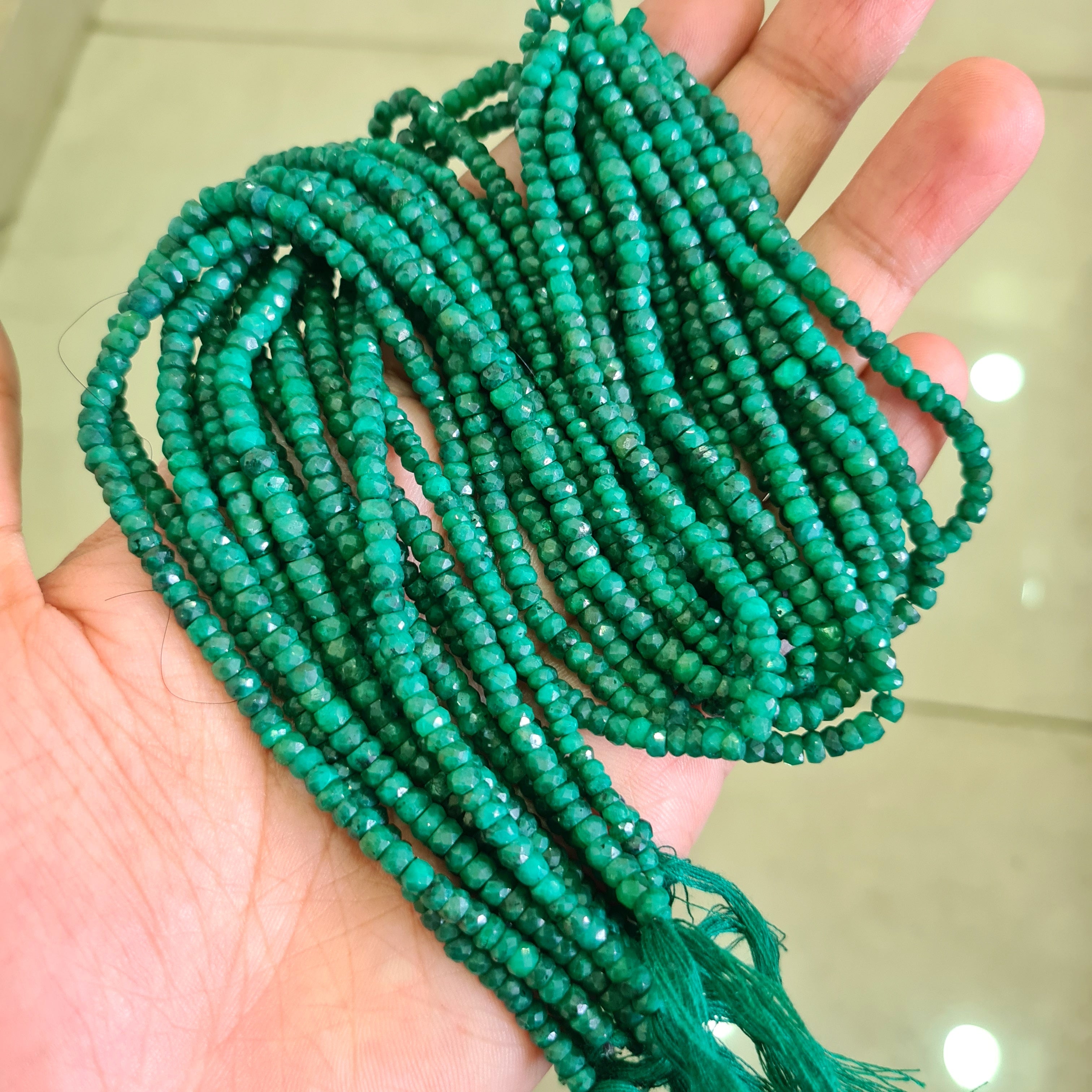 Natural Emerald  Beads 5mm, 14" Inches beads, Round Beads - The LabradoriteKing