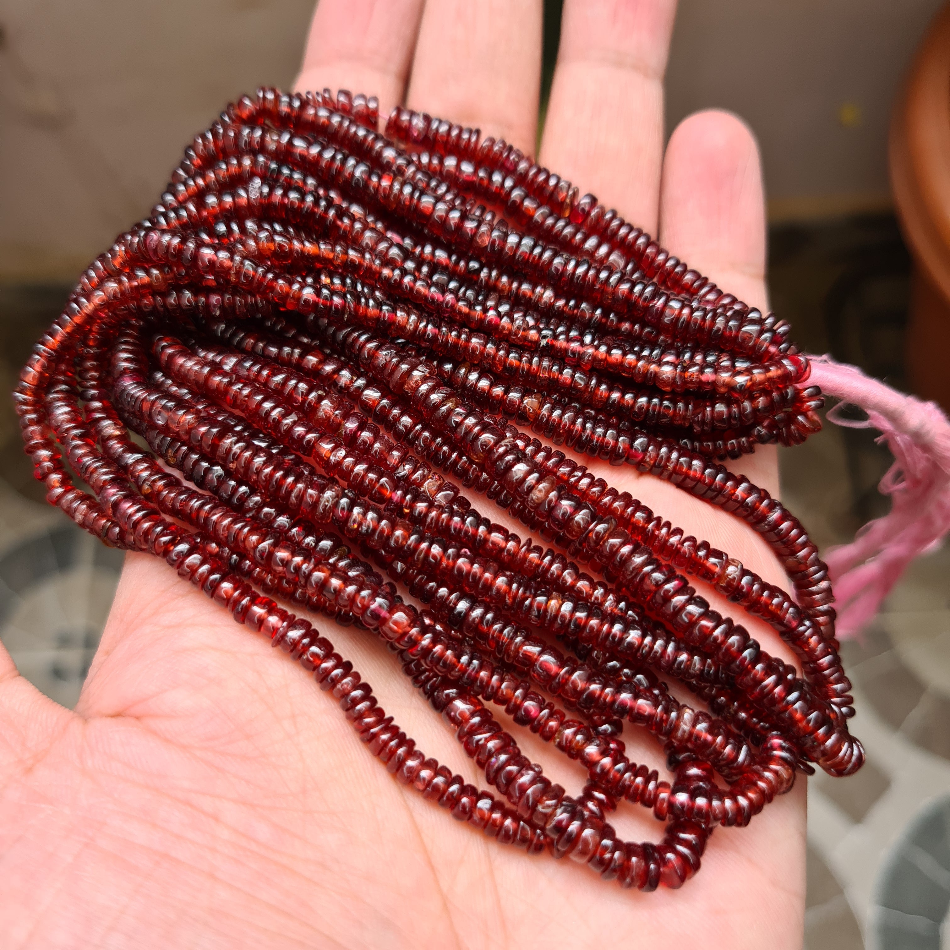 Natural Garnet Tyre Shape Beads Gemstone Size 4-5mm 16 Inch - The LabradoriteKing