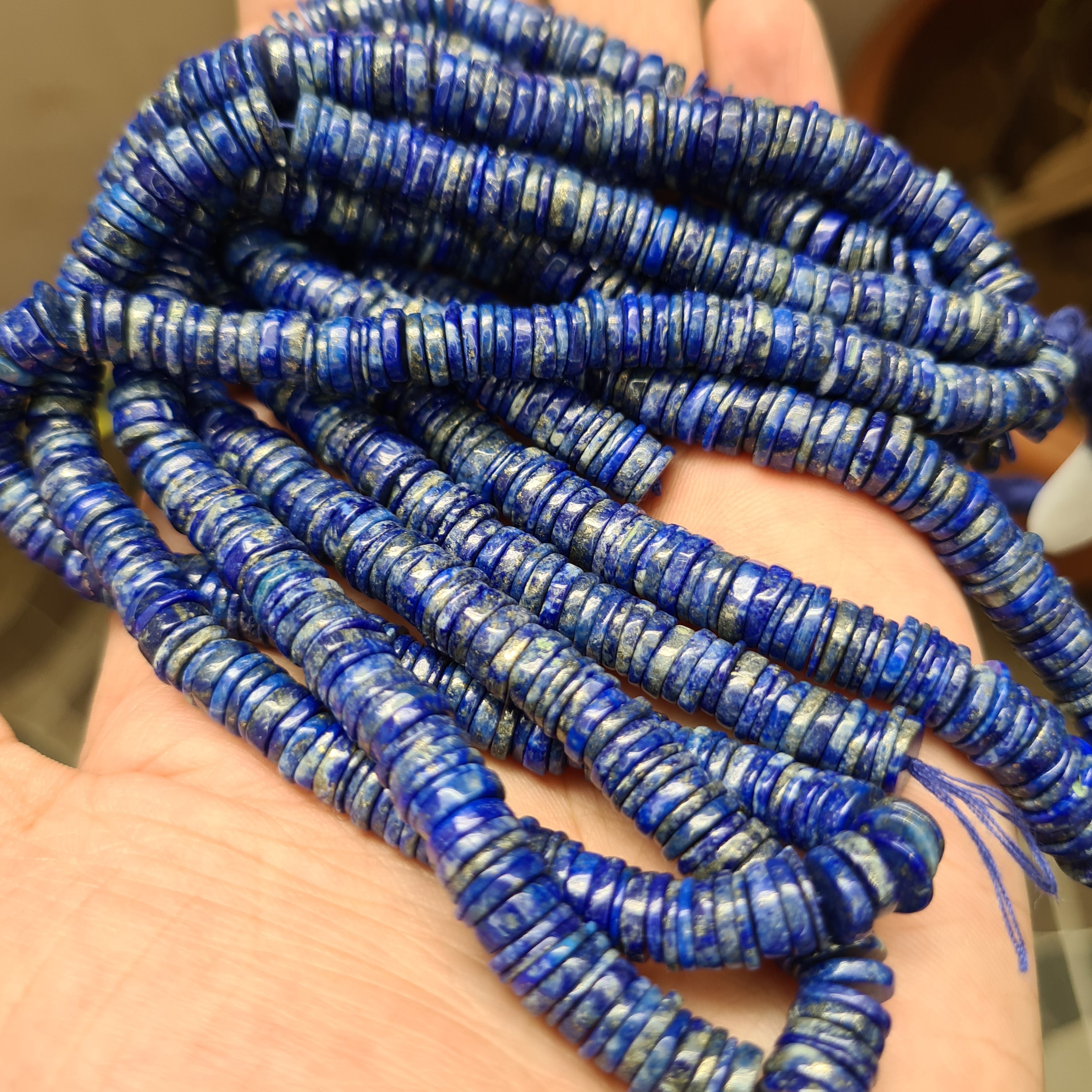 AAA Quality Natural Lapis Lazuli Smooth Tyre Shape Beads 17 Inch Strand, Beads Gemstone - The LabradoriteKing