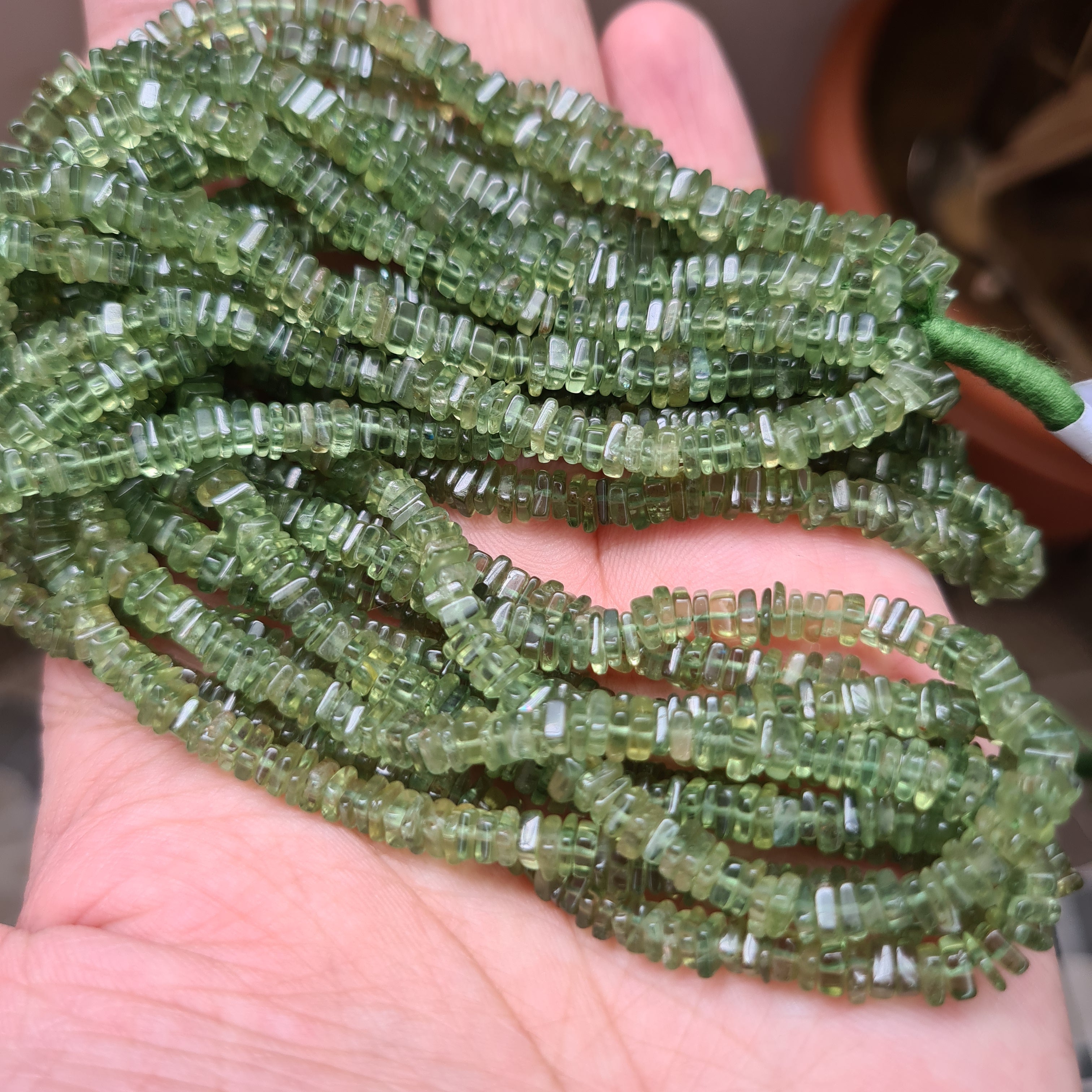 Natural Dark Peridot Square Beads Gemstone Size 4mm 17 Inches - The LabradoriteKing