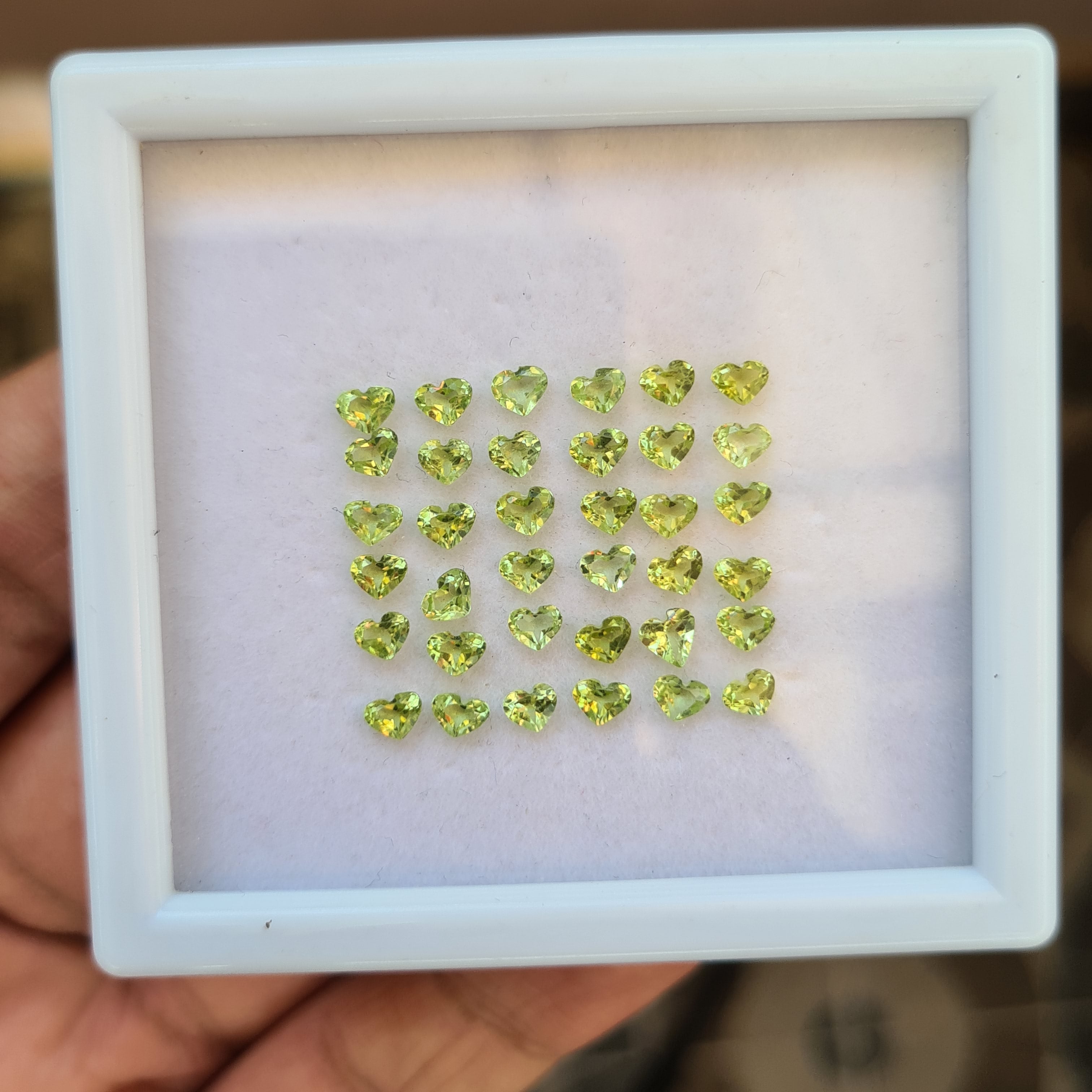 36Pcs Natural Peridot Faceted Gemsonte Heart Shpae Size: 4x3mm - The LabradoriteKing