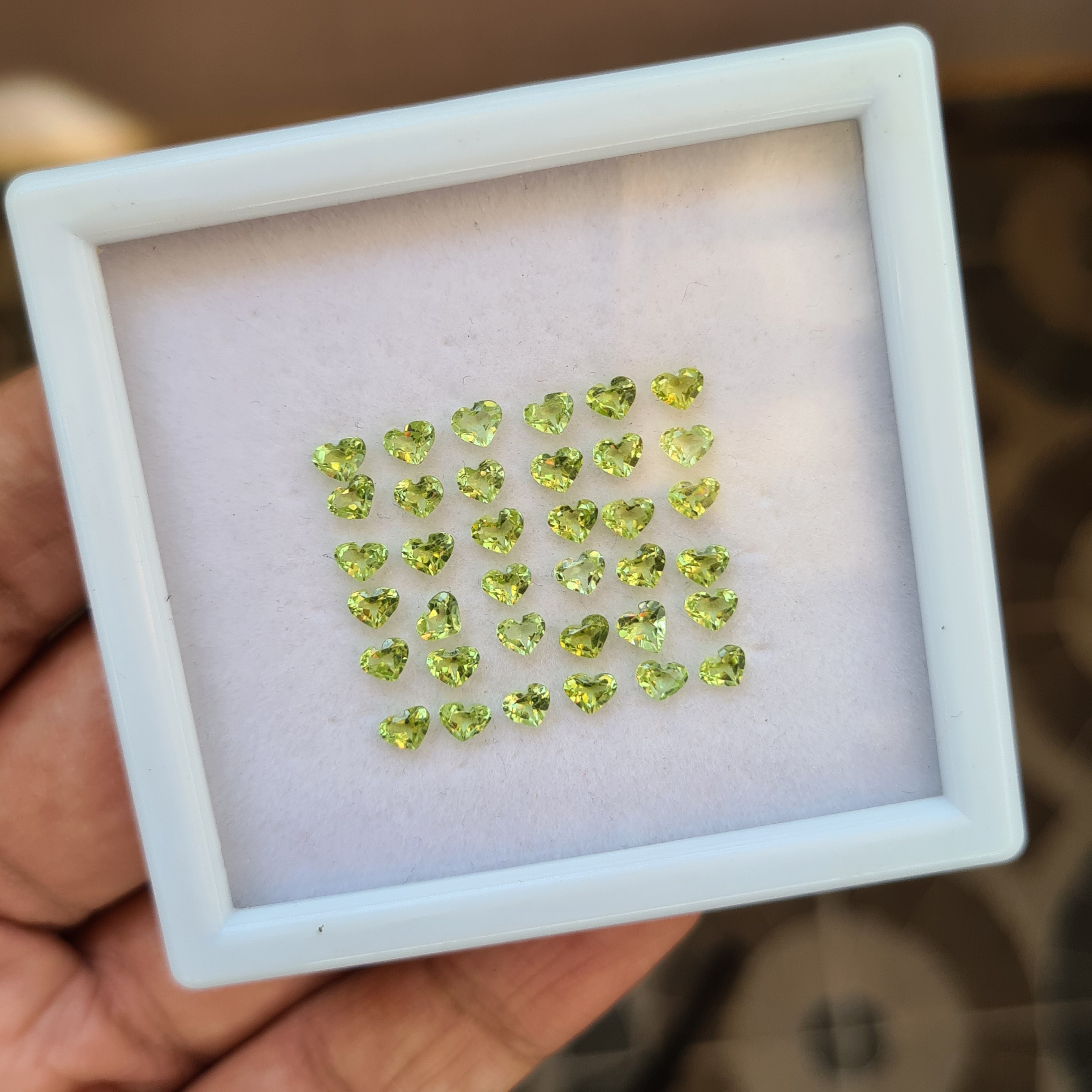 36Pcs Natural Peridot Faceted Gemsonte Heart Shpae Size: 4x3mm - The LabradoriteKing