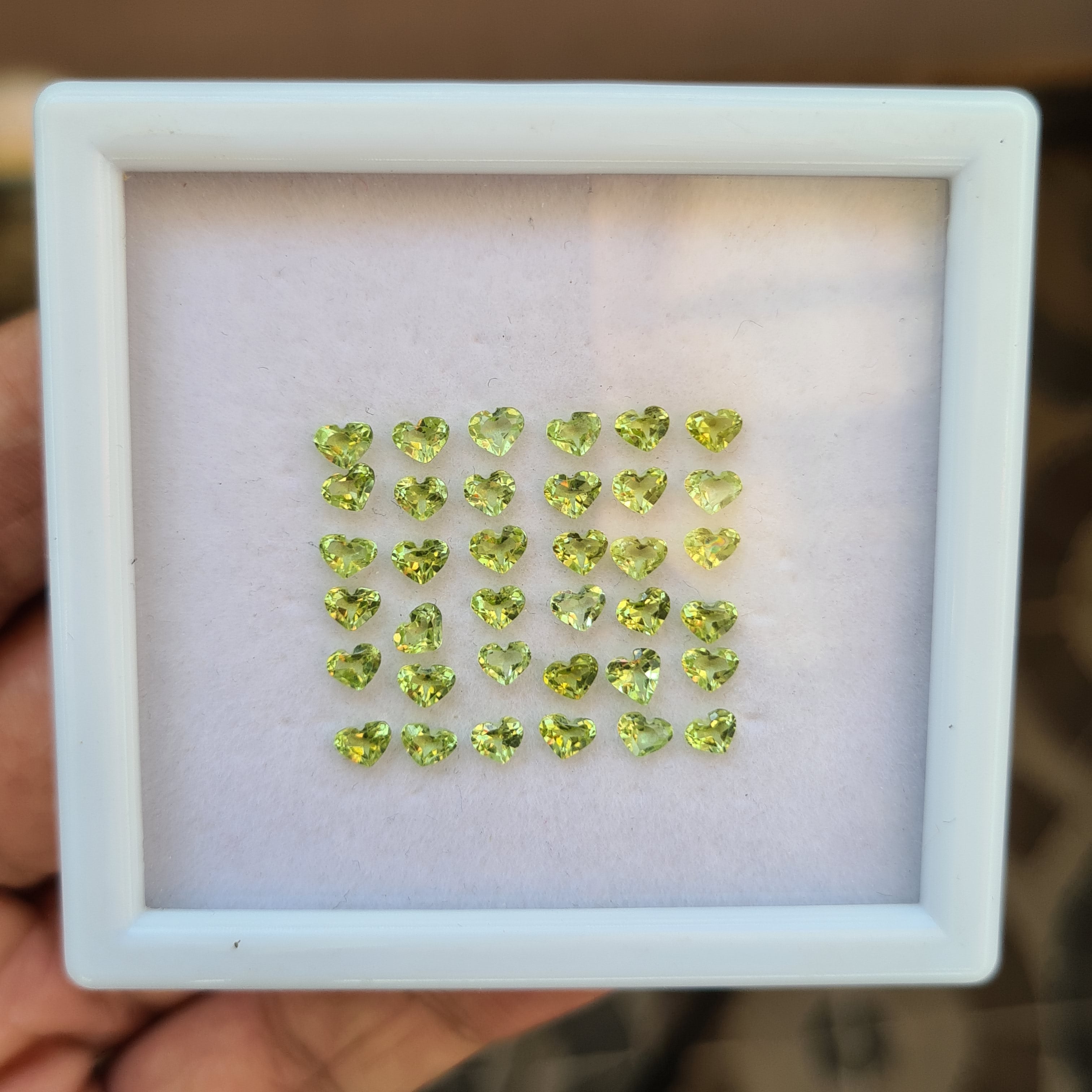 36Pcs Natural Peridot Faceted Gemsonte Heart Shpae Size: 4x3mm - The LabradoriteKing