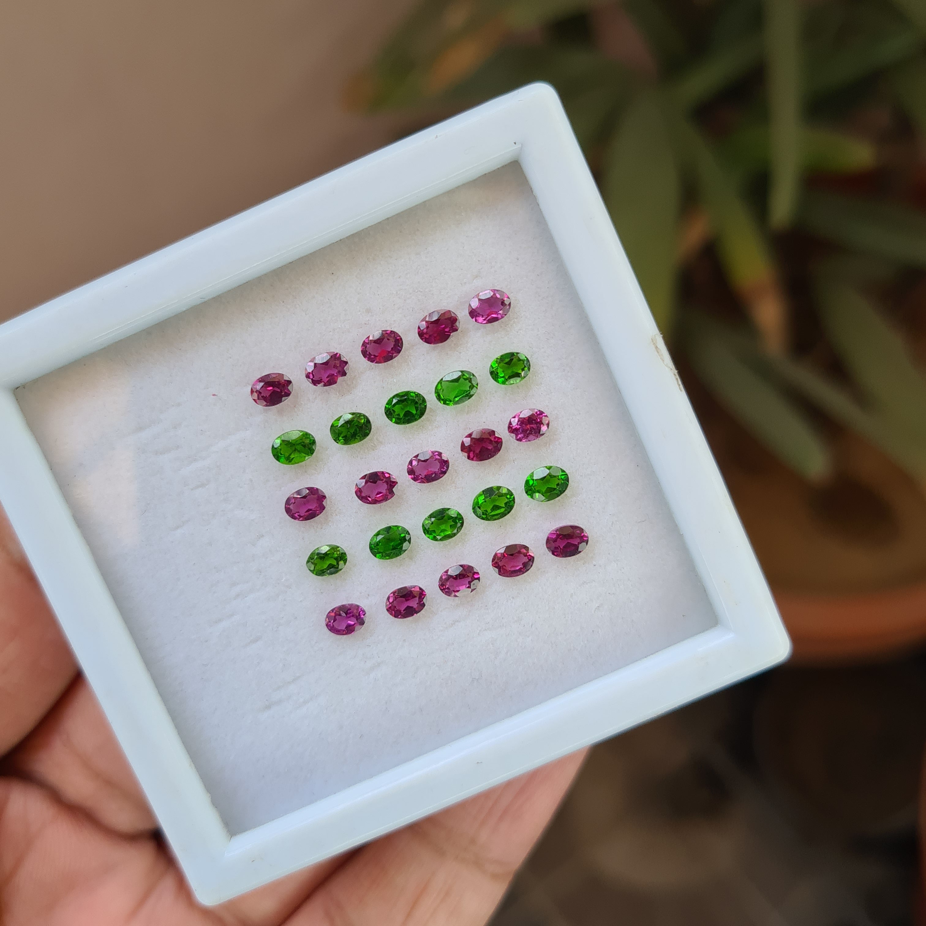 25 Pieces Natural Garnet Faceted Green and Pink Oval Shape , Size: 4x3mm - The LabradoriteKing