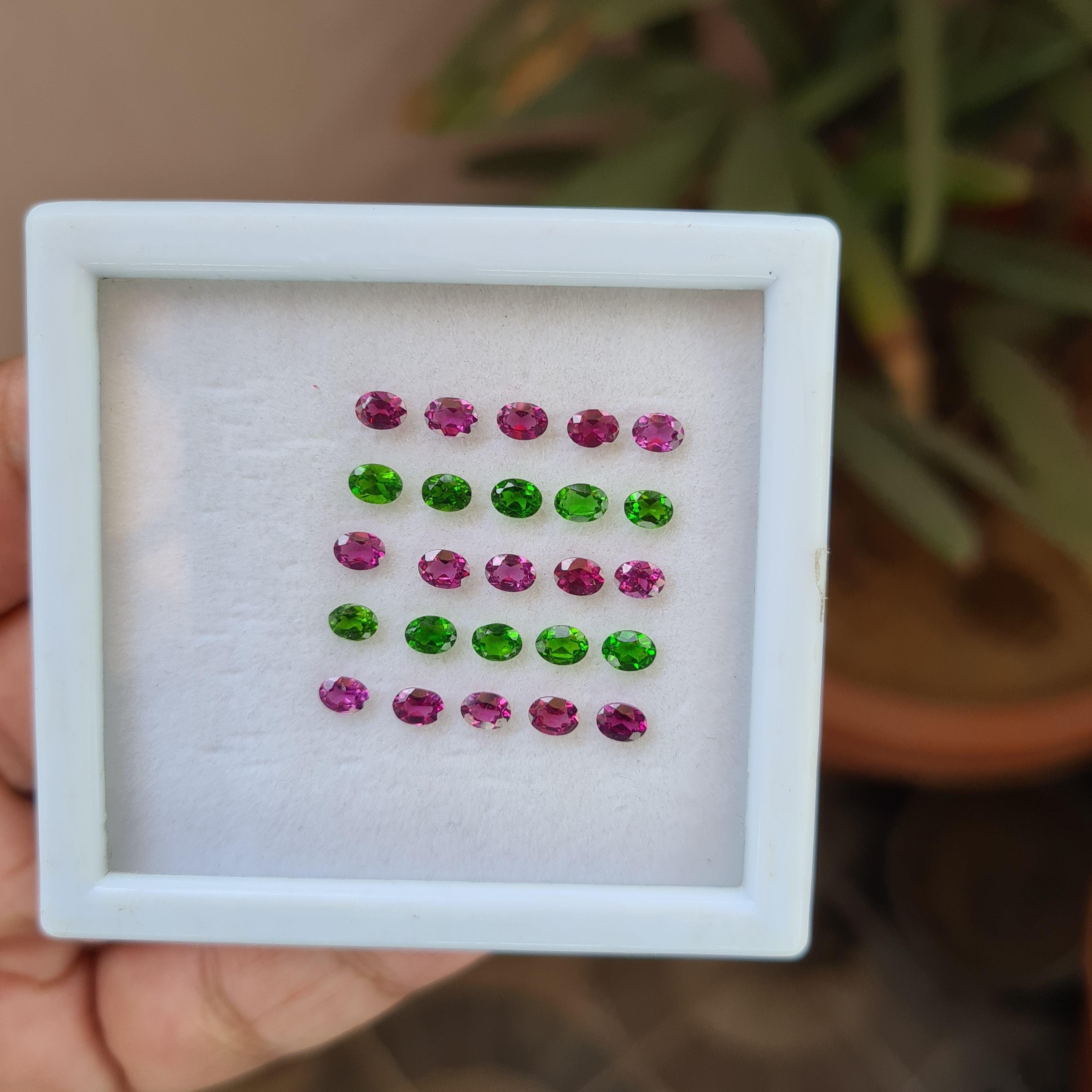 25 Pieces Natural Garnet Faceted Green and Pink Oval Shape , Size: 4x3mm - The LabradoriteKing