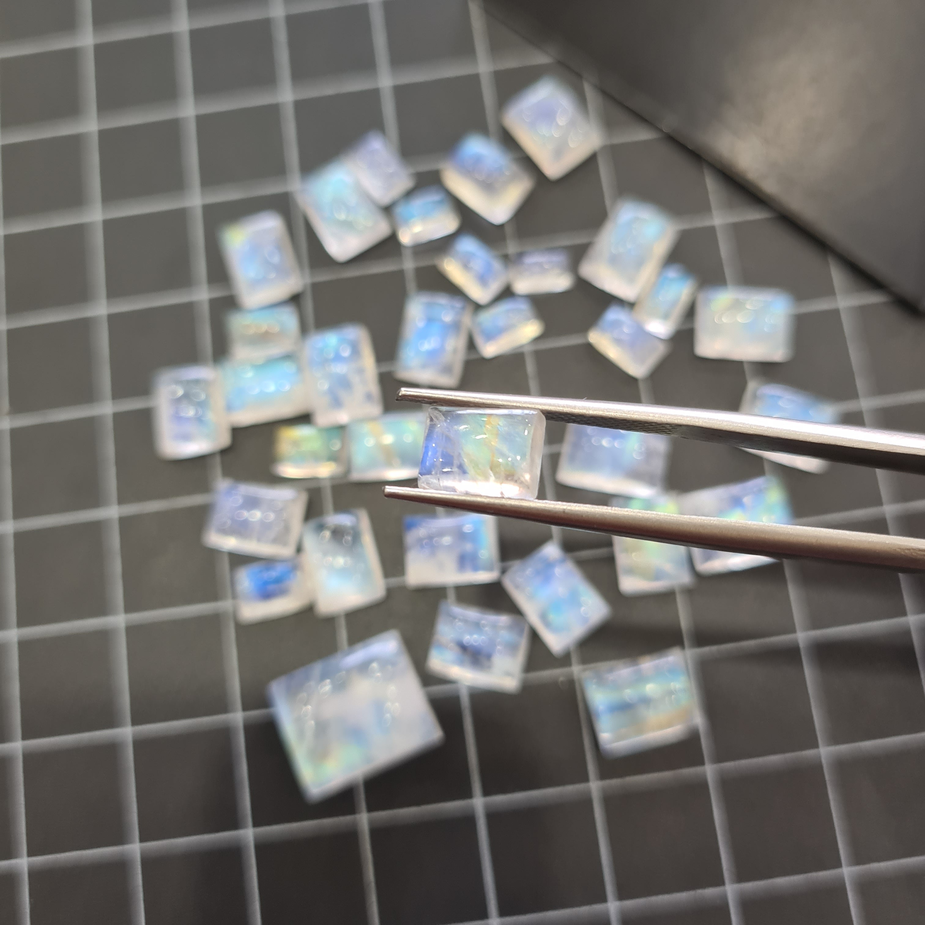 20 Pcs Rainbow Moonstone Cabochon Square and Rectangle  6mm to16mm - The LabradoriteKing