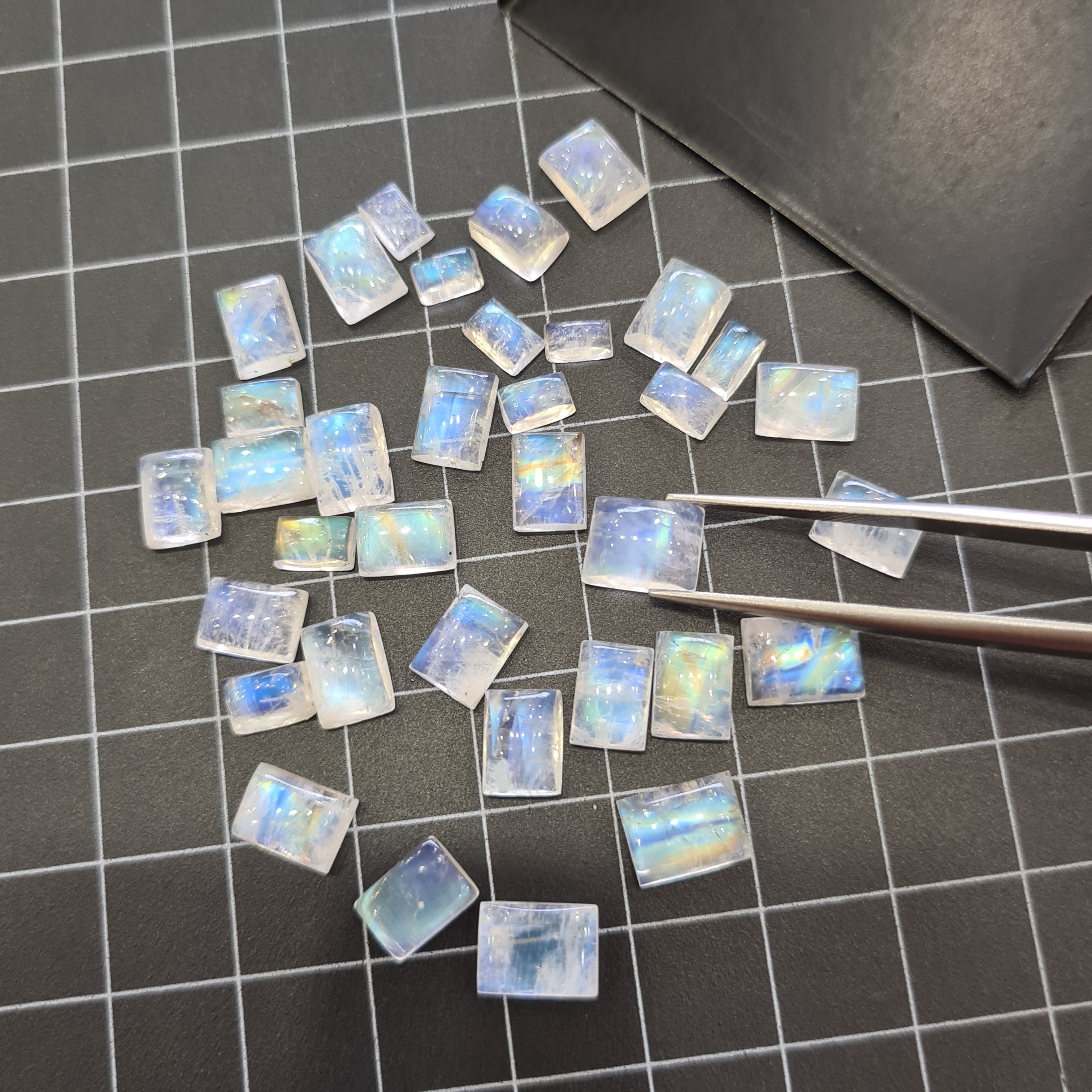 20 Pcs Rainbow Moonstone Cabochon Square and Rectangle  6mm to16mm - The LabradoriteKing