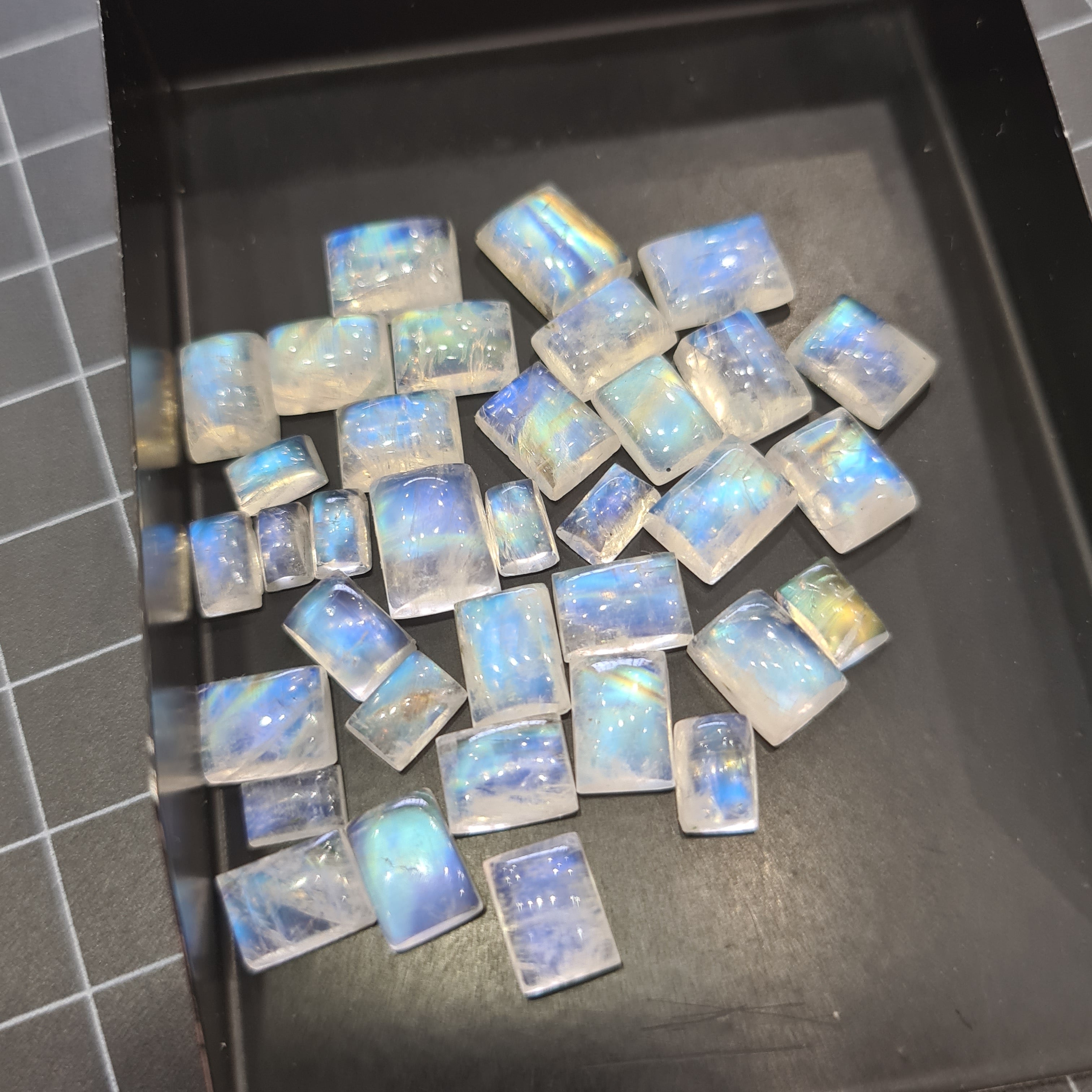 20 Pcs Rainbow Moonstone Cabochon Square and Rectangle  6mm to16mm - The LabradoriteKing