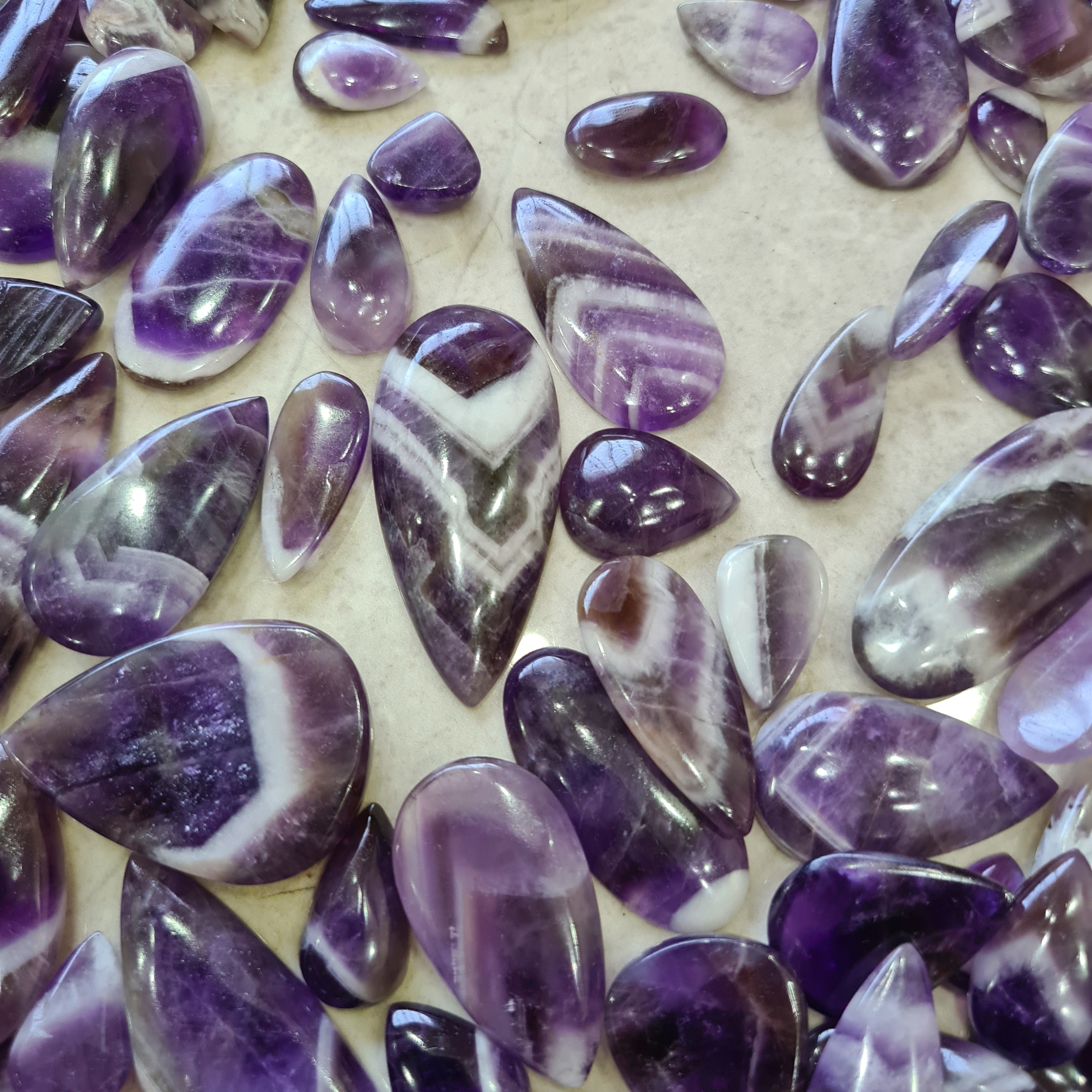 Wholesale 500 Grams of Amethyst Lace Cabs Mix Shape | Size:25-57mm - The LabradoriteKing