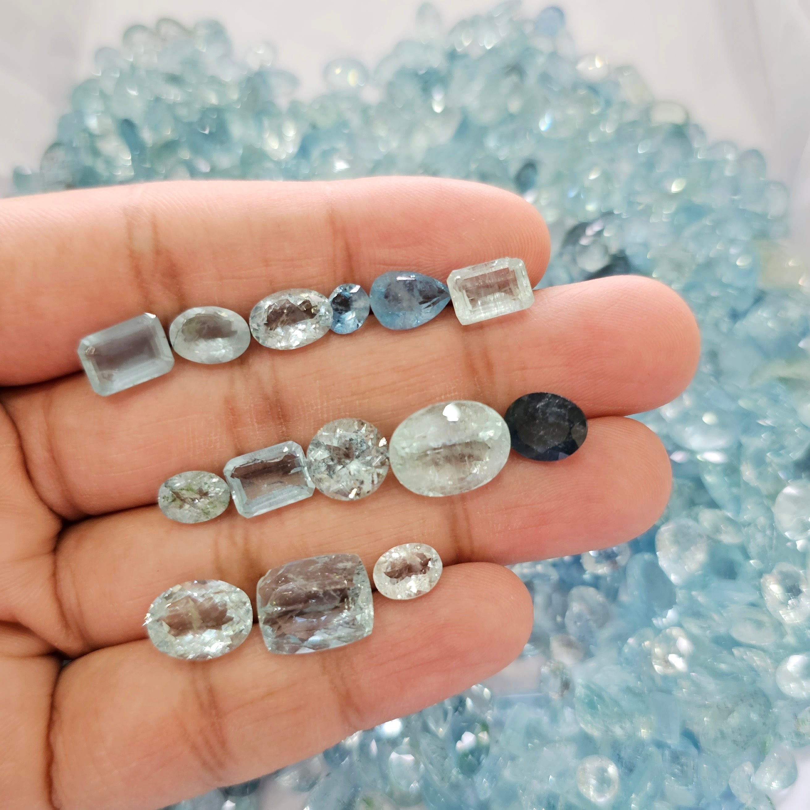 50 Carats of Natural Aquamarine Faceted | Size: 6-12mm | 30 Pcs - The LabradoriteKing