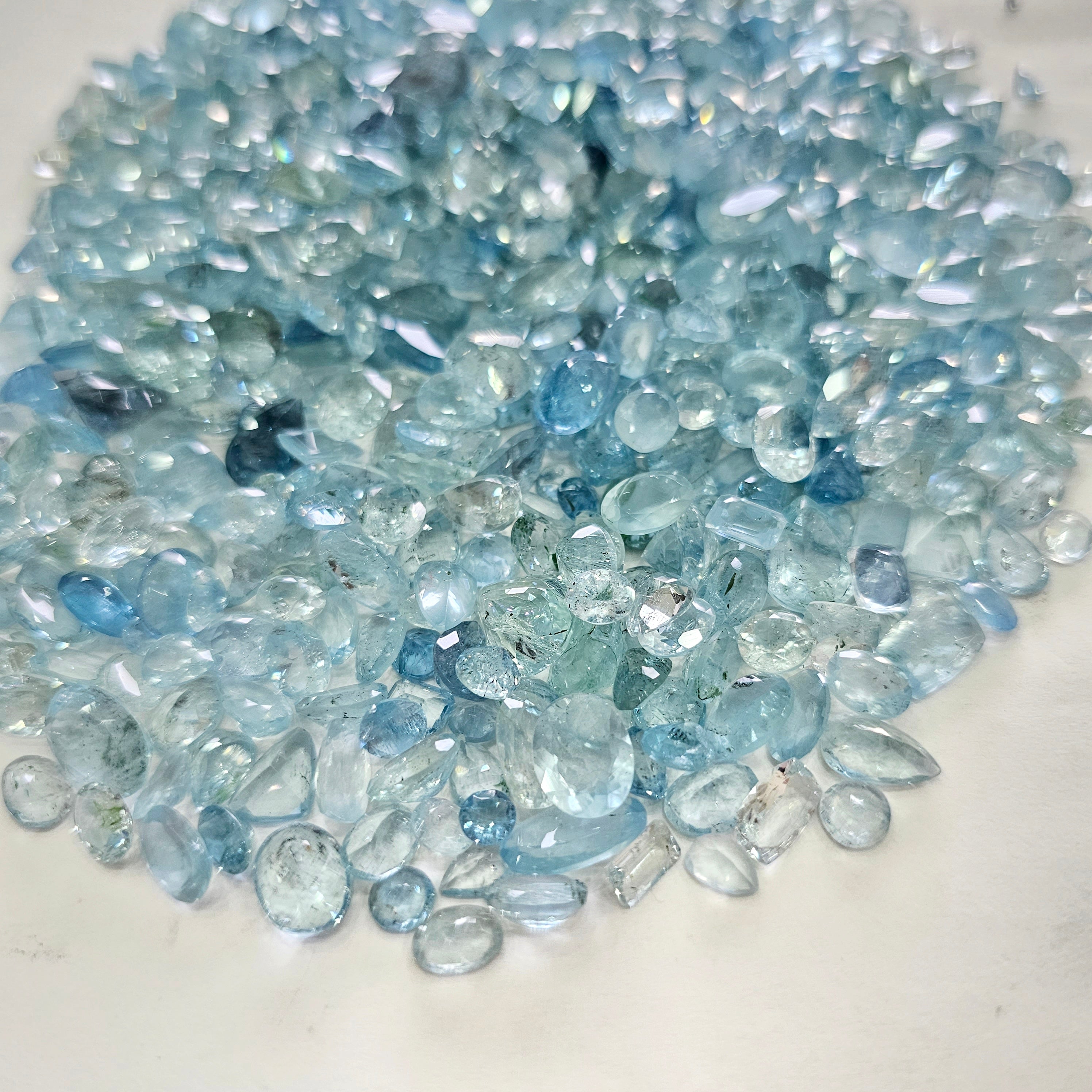 50 Carats of Natural Aquamarine Faceted | Size: 6-12mm | 30 Pcs - The LabradoriteKing