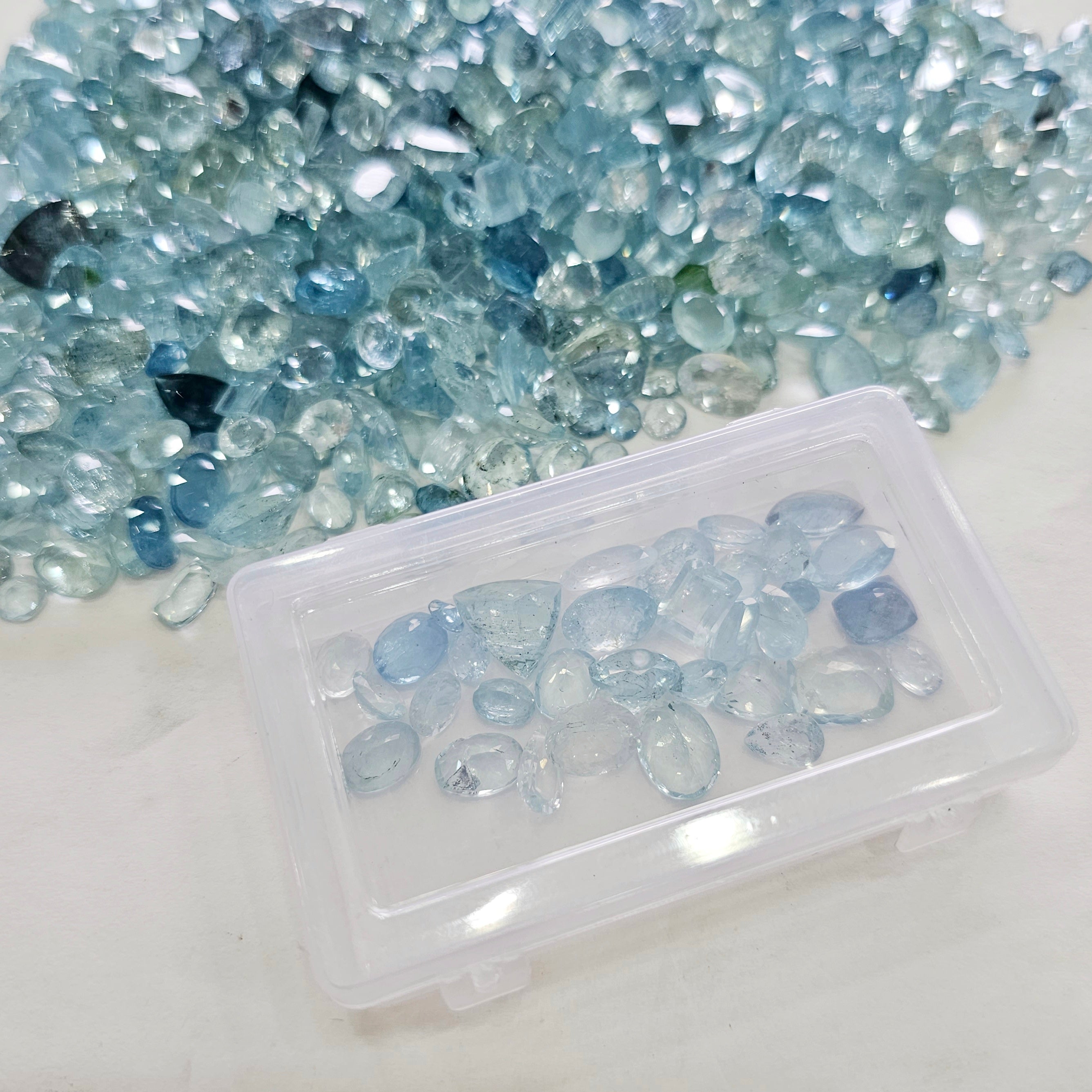 50 Carats of Natural Aquamarine Faceted | Size: 6-12mm | 30 Pcs - The LabradoriteKing