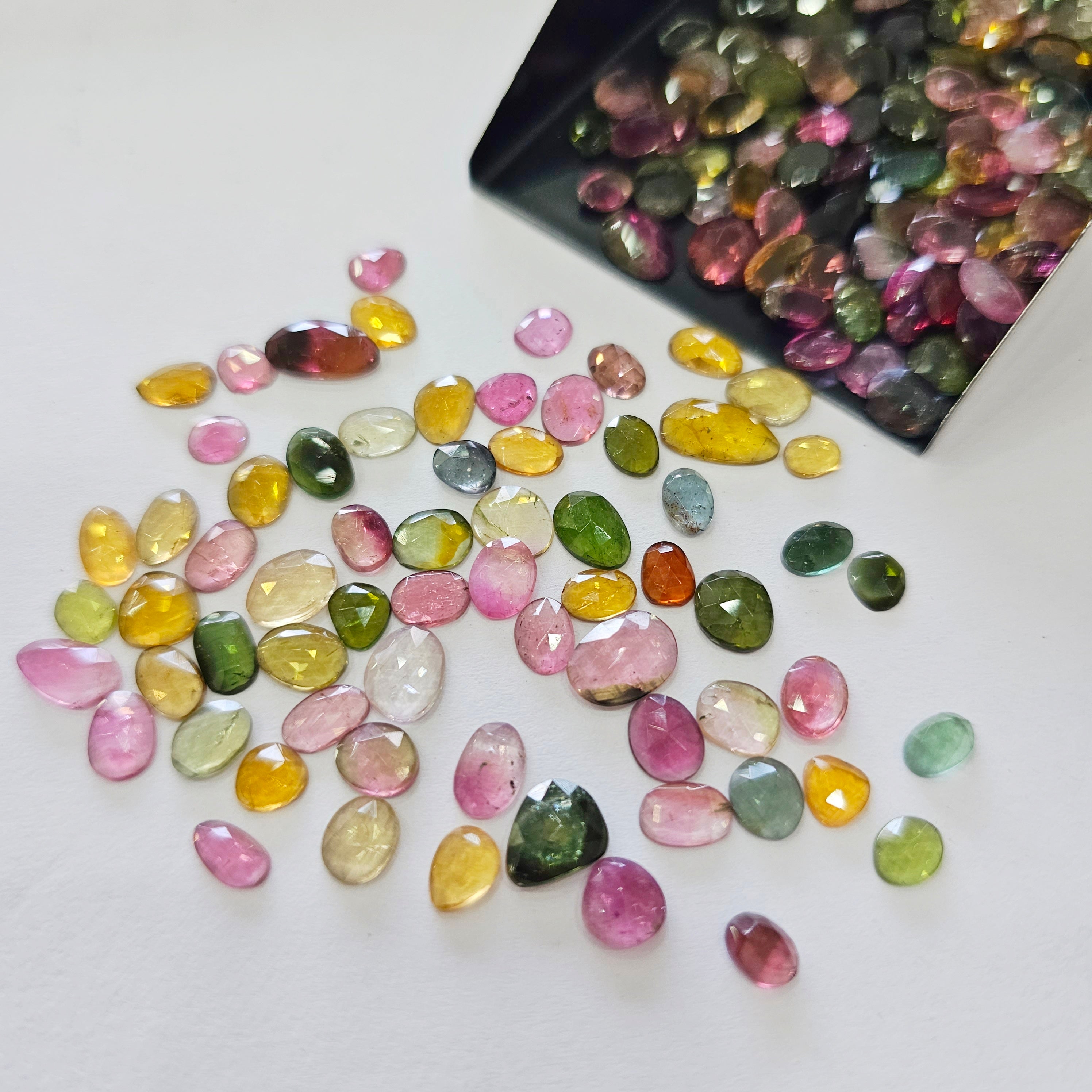 25 Pcs of Tourmaline rosecuts flat backs | 5-7mm - The LabradoriteKing