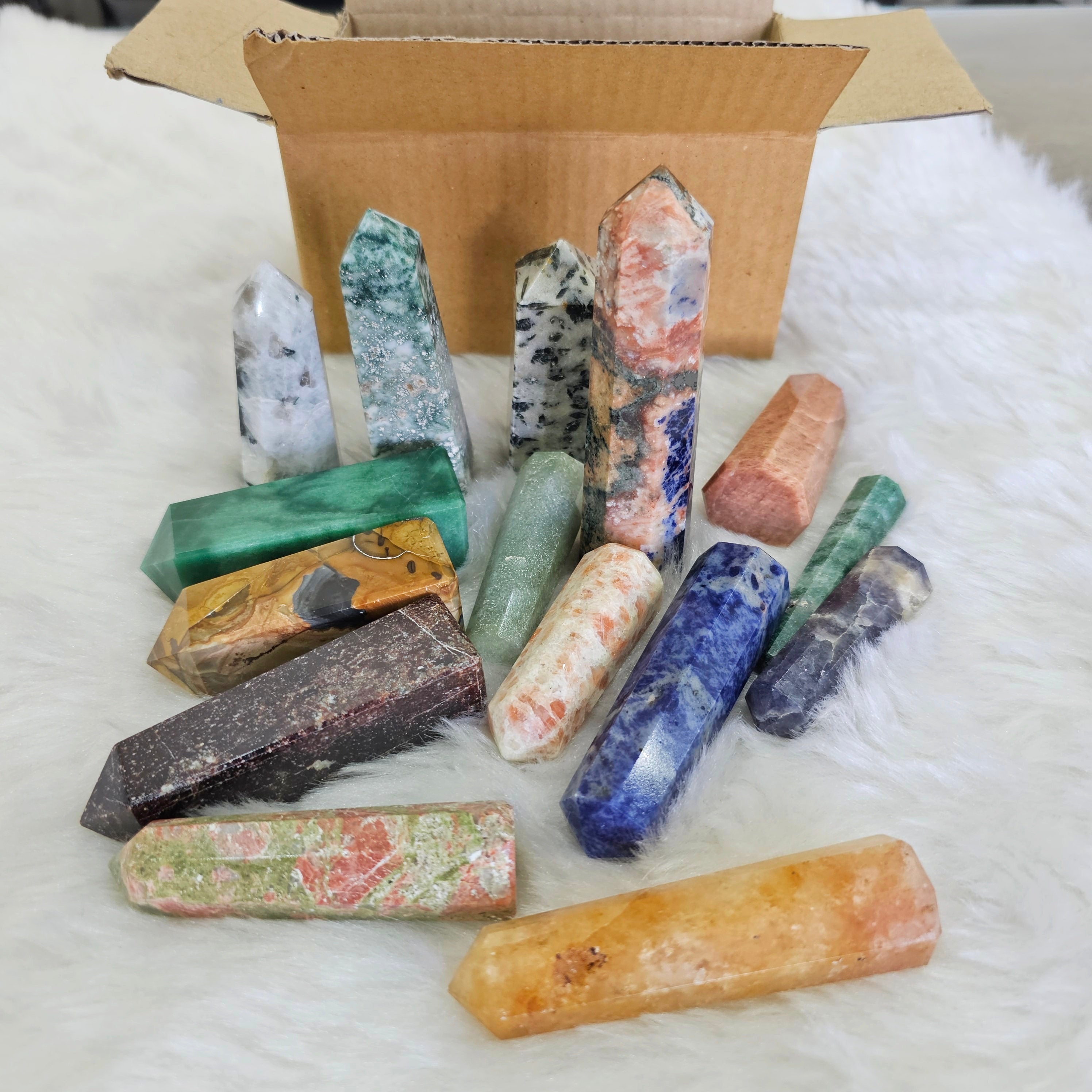 Crystal Towers pack | 2.5 to 4.5 Inches  | 15 Pcs - The LabradoriteKing
