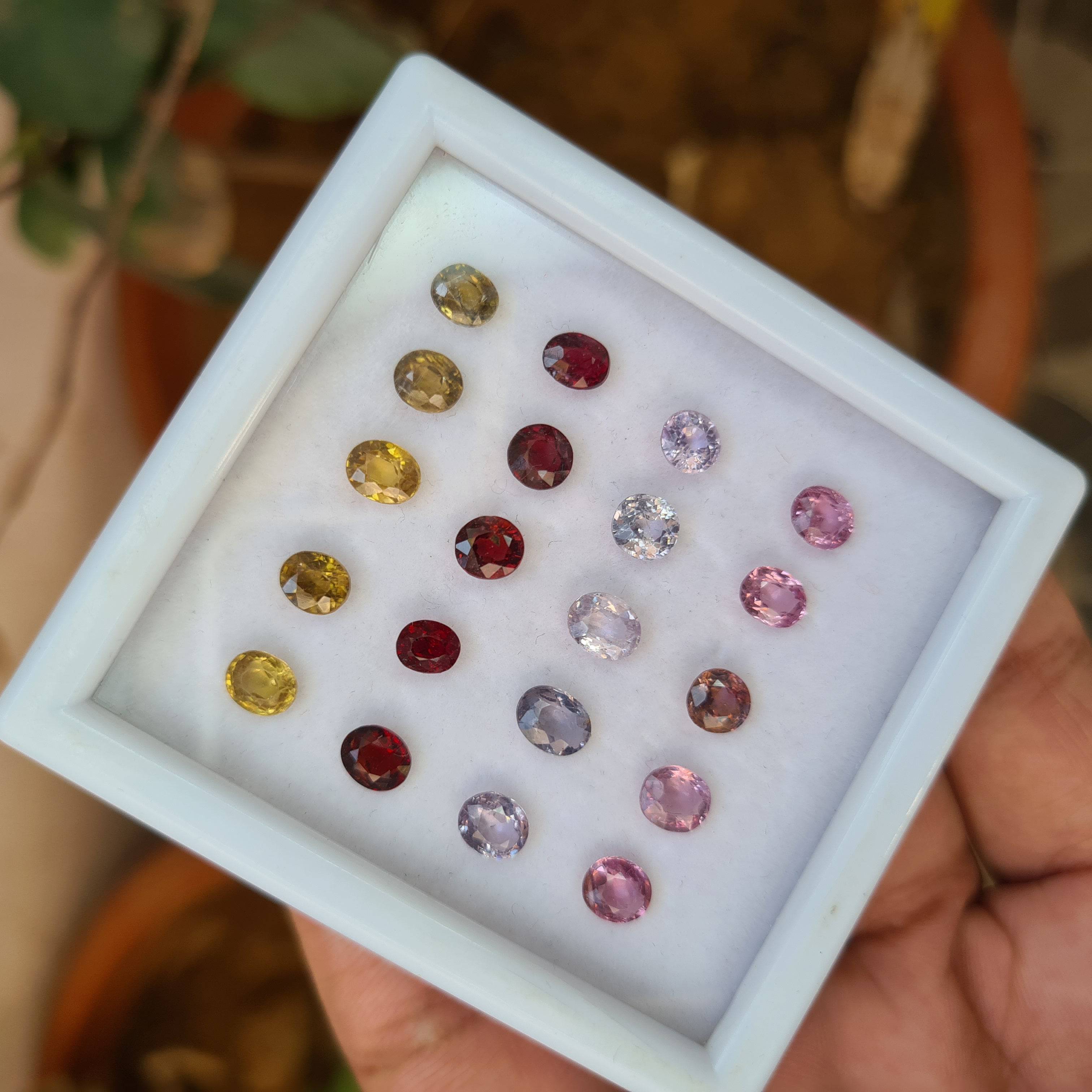 20Pcs Untreated Natural Spinel Faceted Gemstone Size 5-6mm Origin Burma - The LabradoriteKing