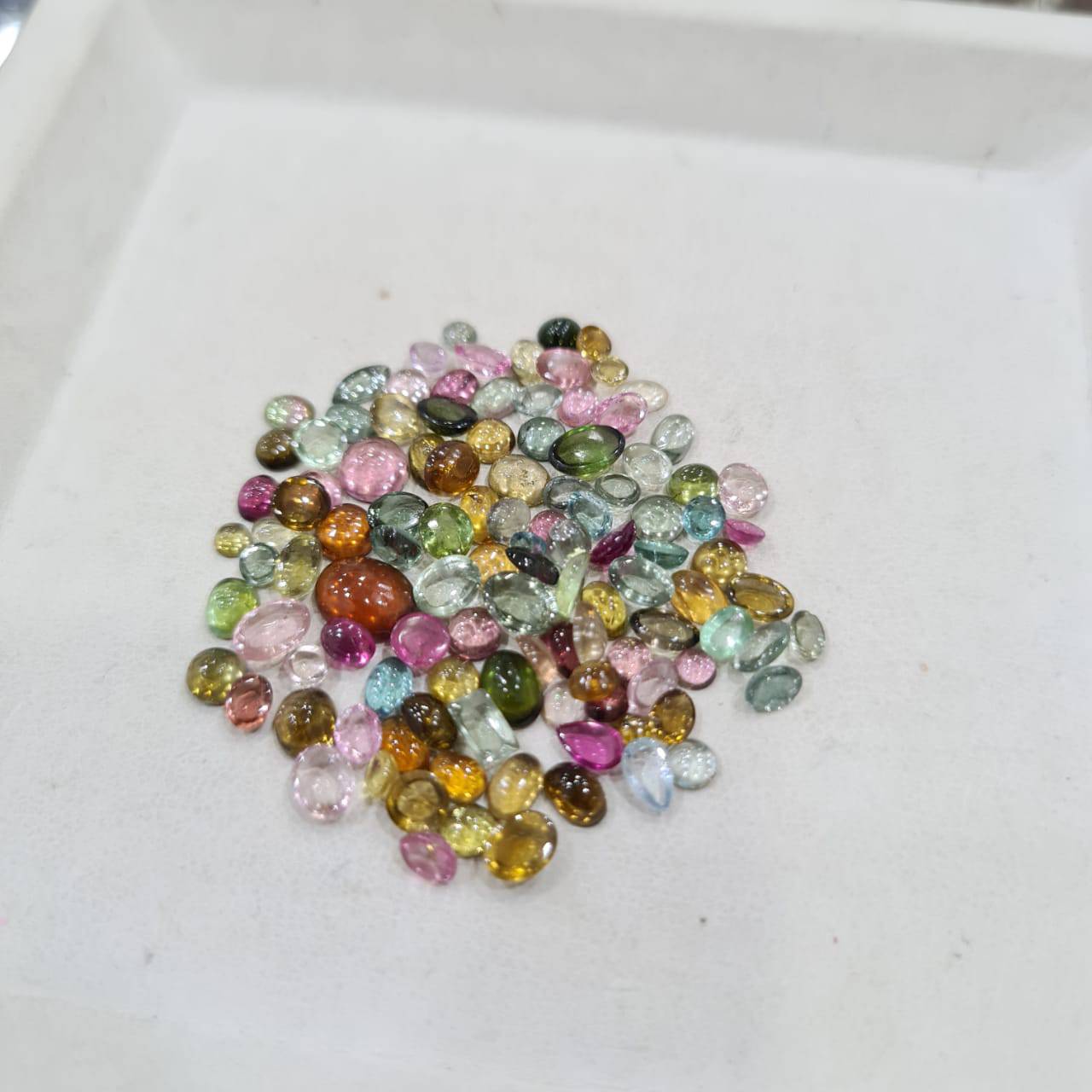 25 Cts of Tourmalines Cabochon Lot | Approx 100pcs - The LabradoriteKing