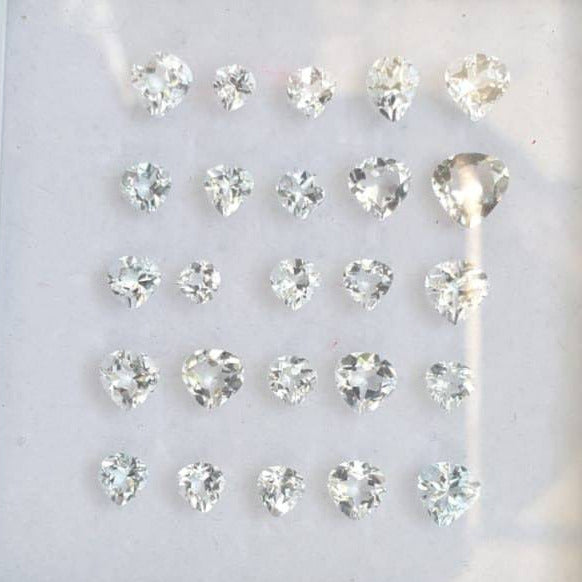 25 Pcs Natural Aquamarine Faceted Gemstones Heart Shape, 4-6mm - The LabradoriteKing