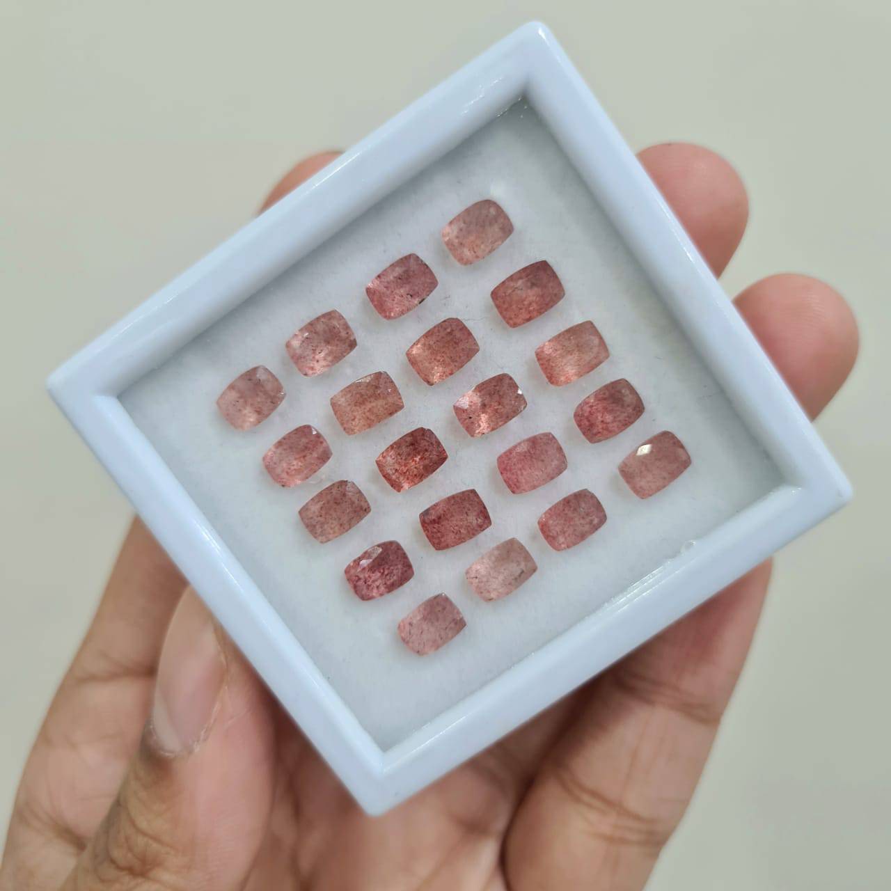 25 Pcs Strawberry Quartz | 6x4mm and  7x5mm - The LabradoriteKing