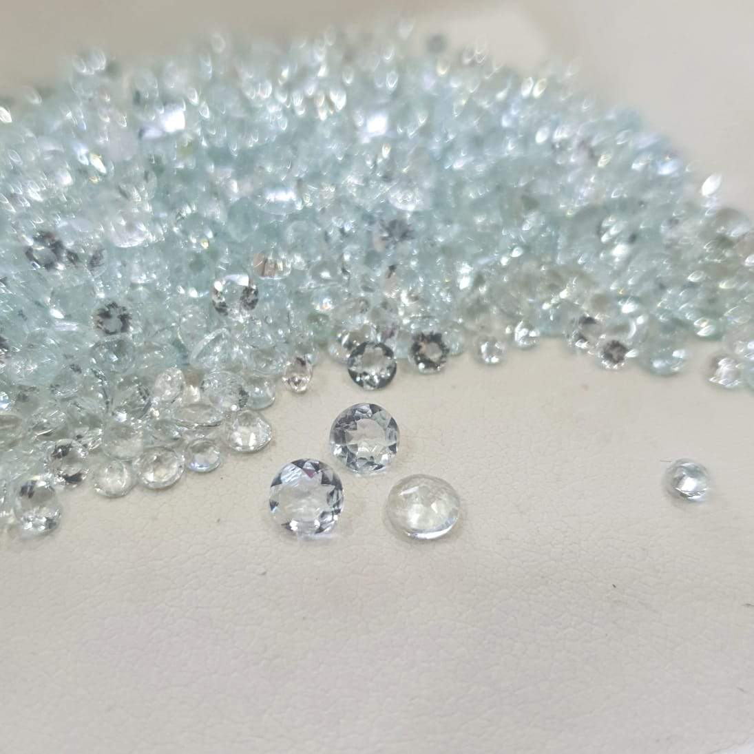 30 Pcs Aquamarine Round Cut | Natural Flawless 3mm,4mm,5mm - The LabradoriteKing