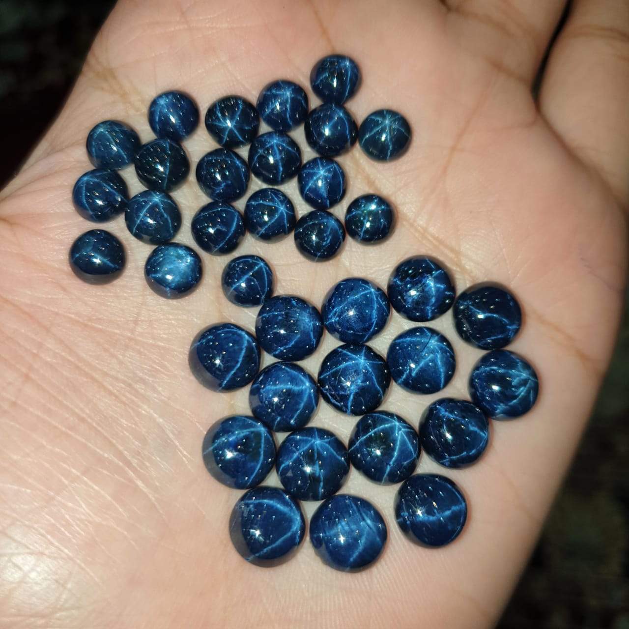 4 Pc Natural Sapphire Stars Rounds | 7mm and 9mm Cabochons - The LabradoriteKing