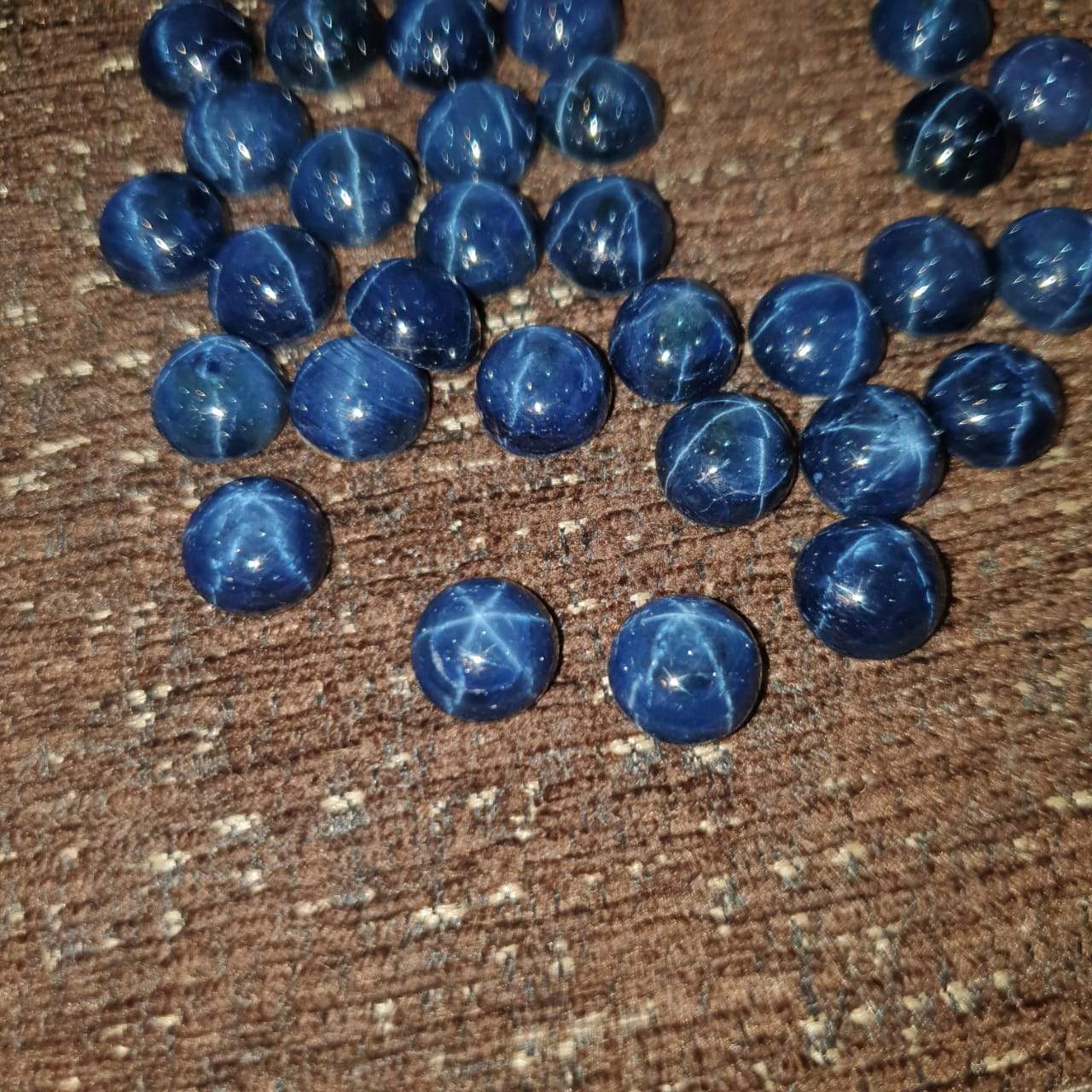4 Pc Natural Sapphire Stars Rounds | 7mm and 9mm Cabochons - The LabradoriteKing