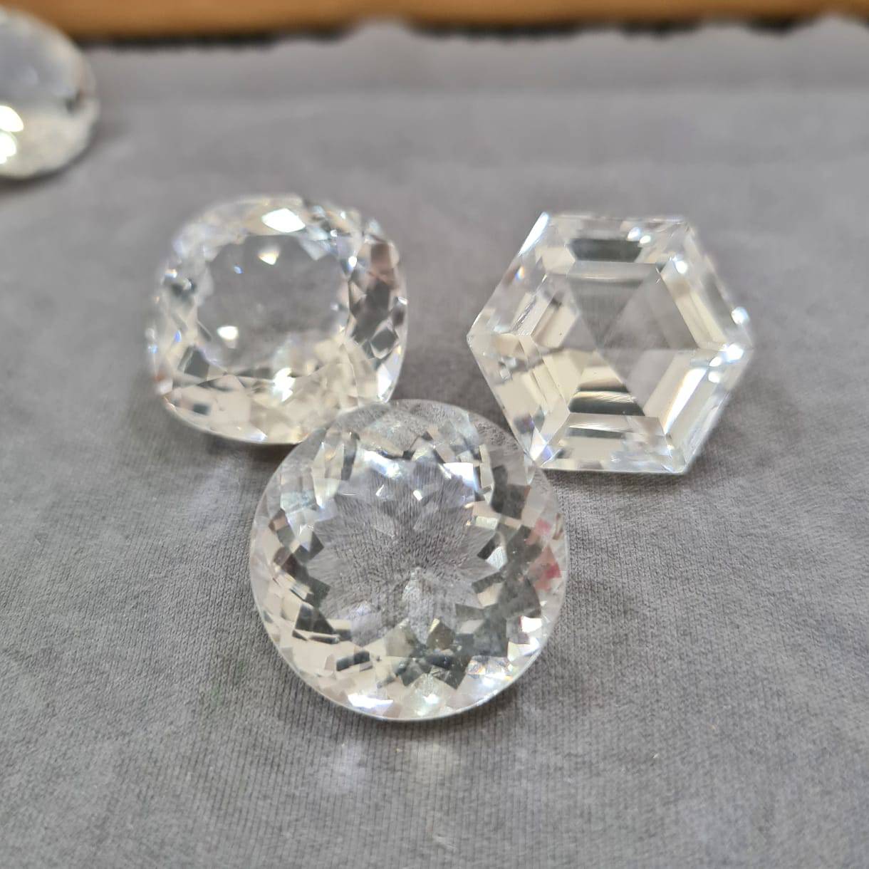 5 Pcs Clear Quartz Natural Faceted - Round| Hexagon | cushio - The LabradoriteKing