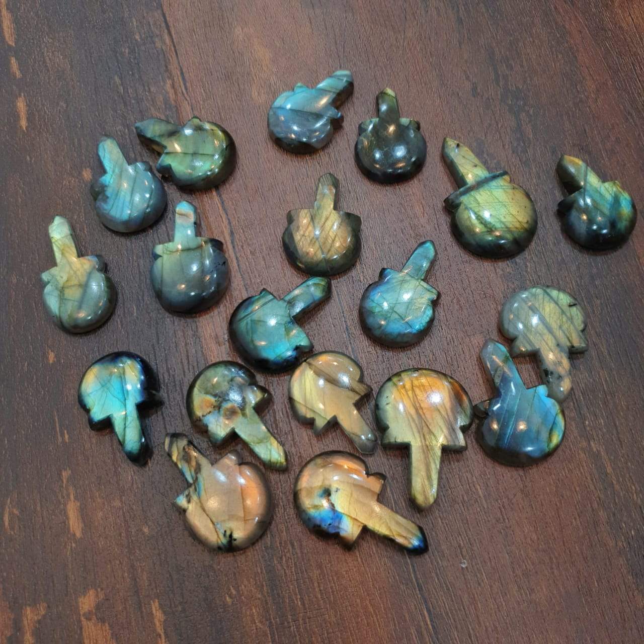 5 Pcs Labradorite Guitar | Flat Back Cabs 32-40mm - The LabradoriteKing