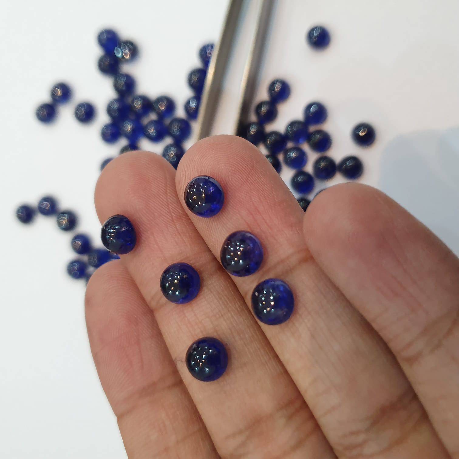 6pcs Natural Sapphire ROUND Cabs Lot | Royal Blue | 5-6mm - The LabradoriteKing