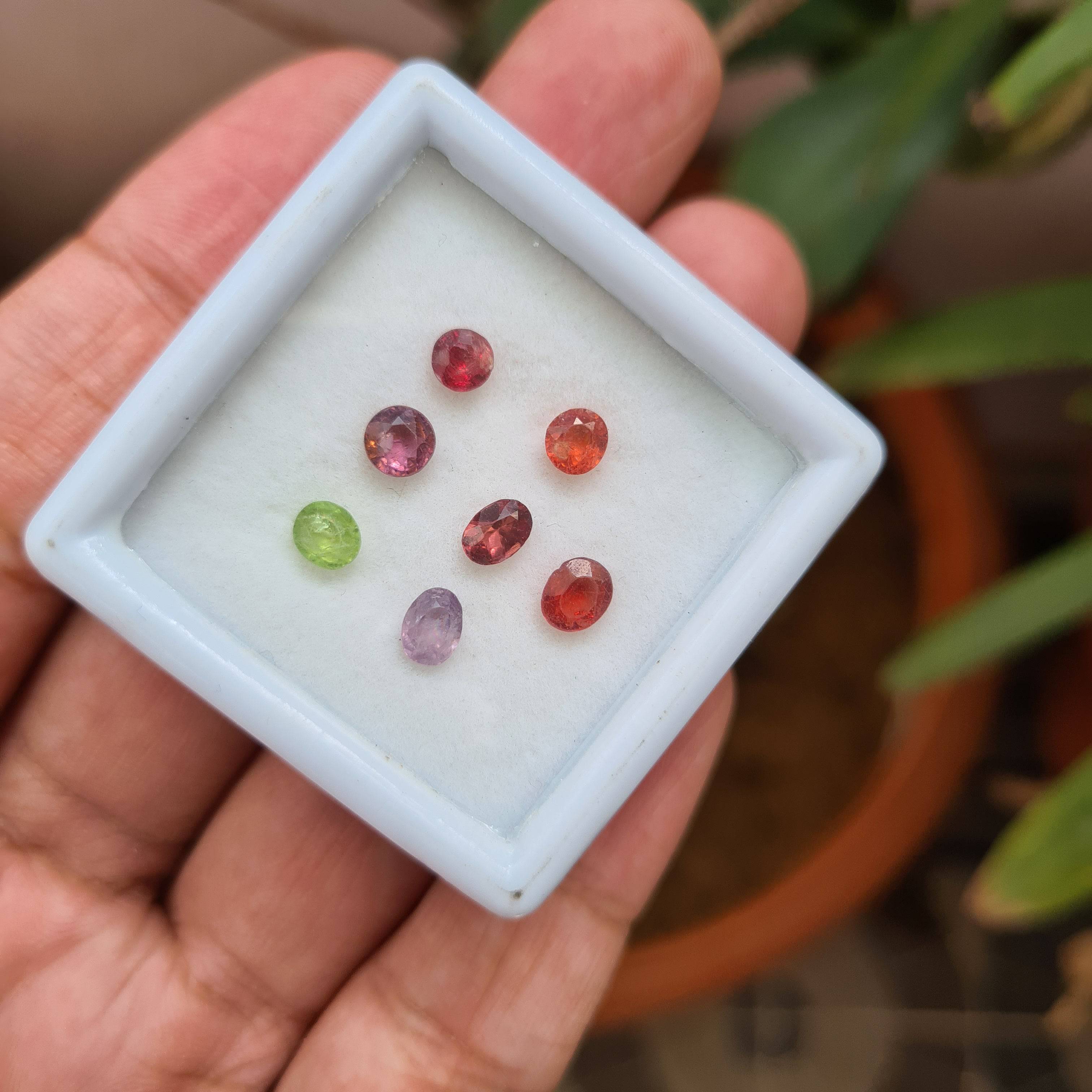 7 Pcs Untreated Natural Spinel Faceted Gemstone | Mix Shape Size 4-5mm Origin Burma - The LabradoriteKing