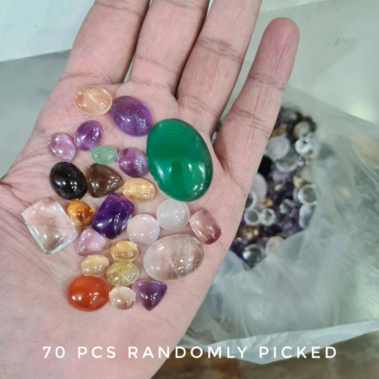 70 Pcs of Natural Gemstone Cabochons Mix - The LabradoriteKing