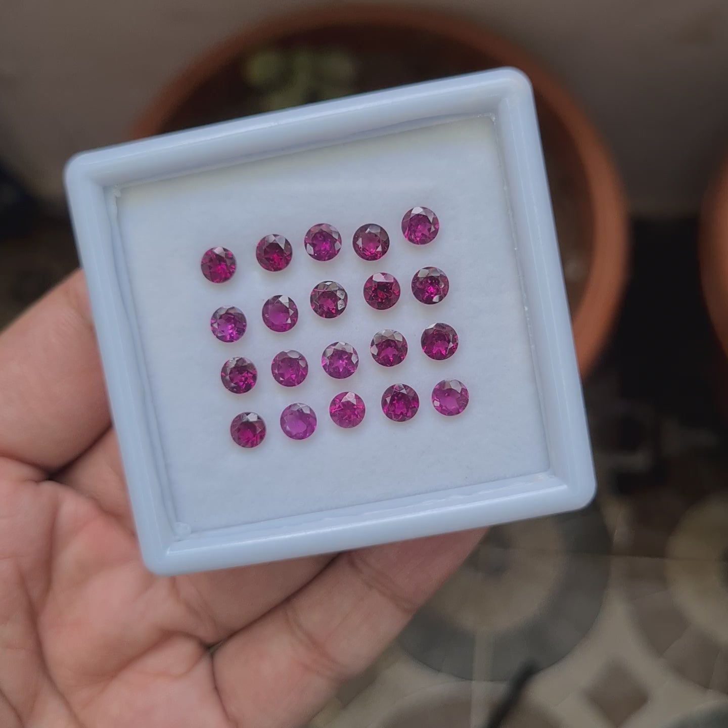 Natural Rhodolite Garnet Cut Faceted Gemstone Shape: Round 4mm and 5mm