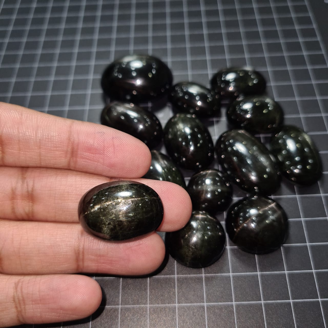 Black Star Diopside from India | Natural 20-30mm Cabochons - The LabradoriteKing