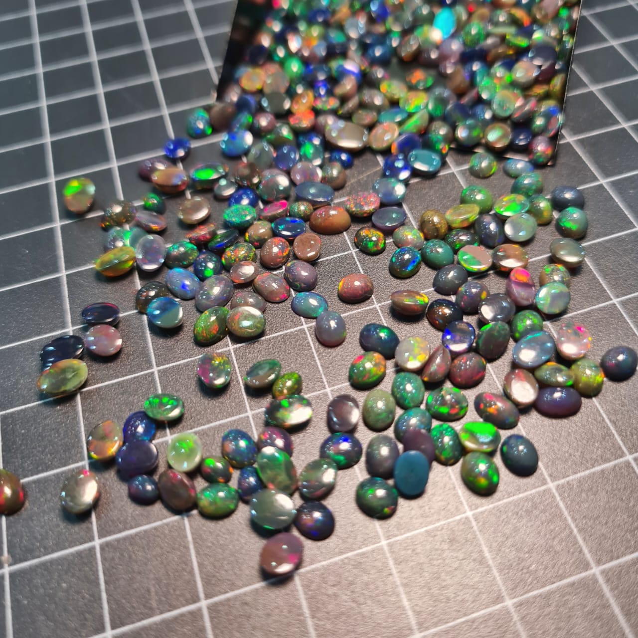10 Carats of Black Opal Cabochons | 5-6mm Ovals | Welo Mined - The LabradoriteKing