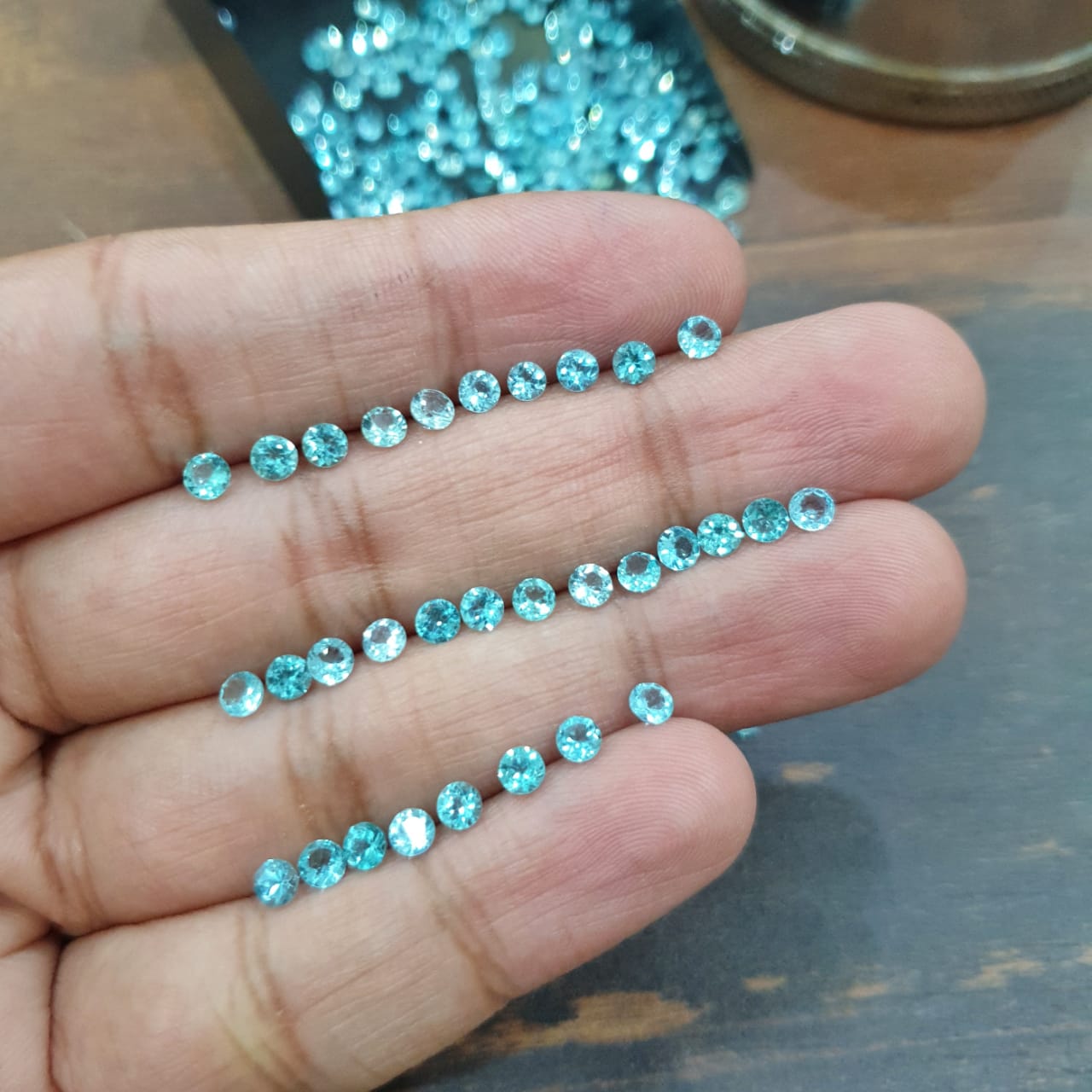 50 Pcs of Apatite Round cut | 3mm - The LabradoriteKing