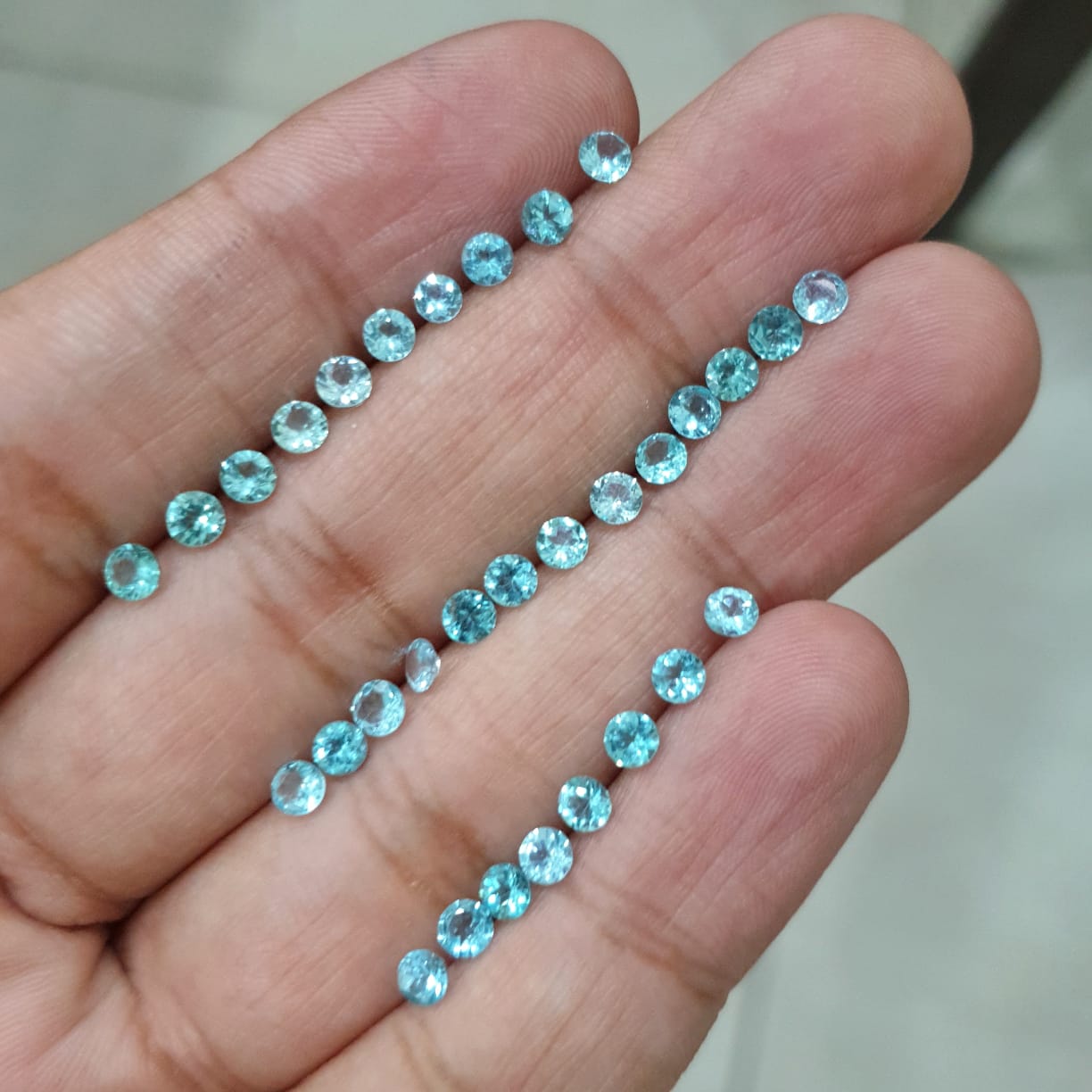 50 Pcs of Apatite Round cut | 3mm - The LabradoriteKing