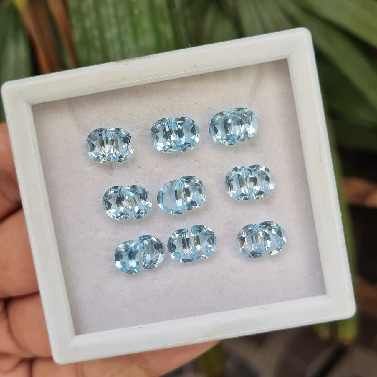 10 Pcs | 5 Pairs of Blue topaz Half Moon | 7.5mm - The LabradoriteKing