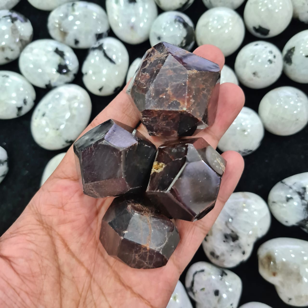 5 Pcs of Indian Garnet Matrix | Rare Pieces  2 Inches - The LabradoriteKing