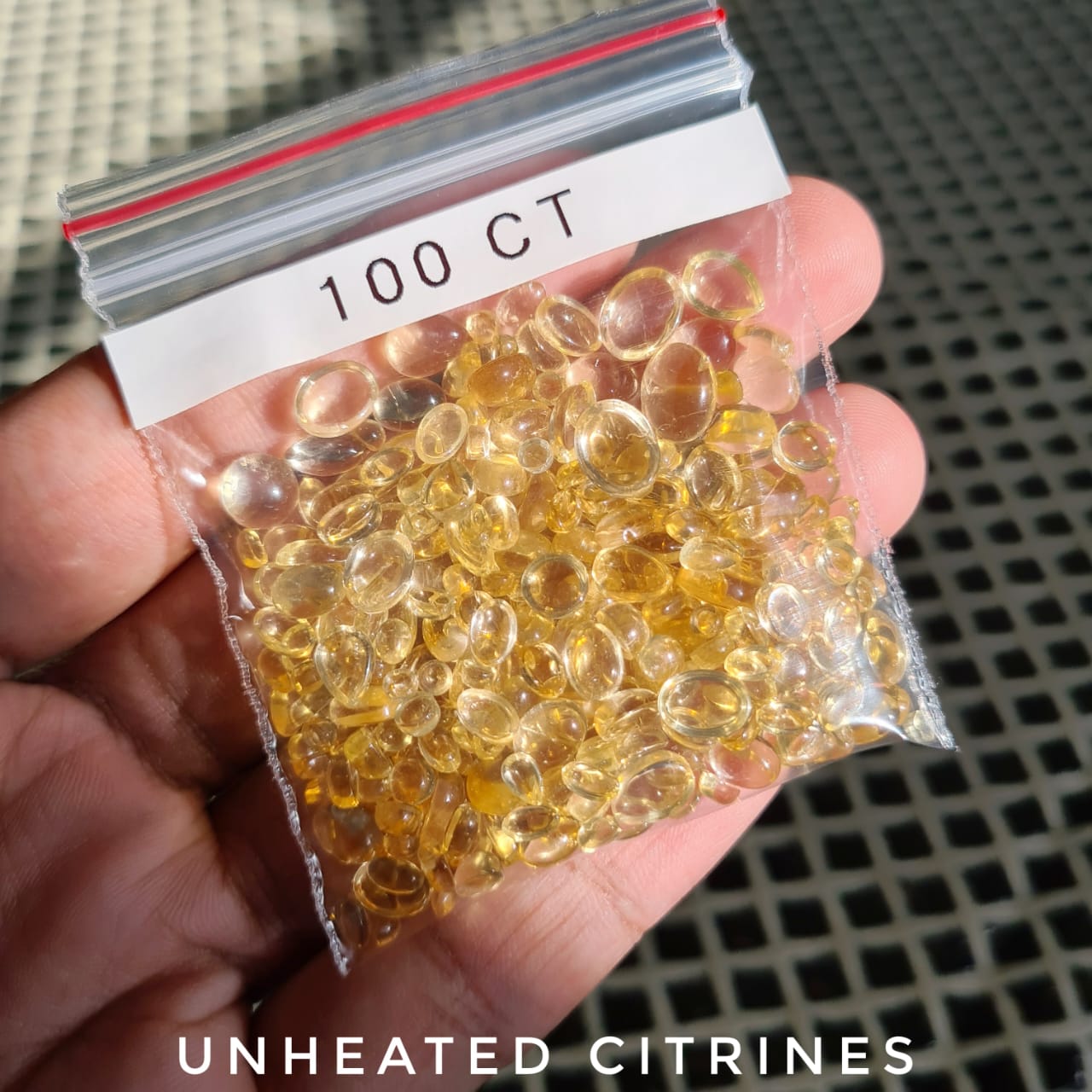 Ends today! 100 Carats of Unheated Citrines cabochons | 5-10mm - The LabradoriteKing